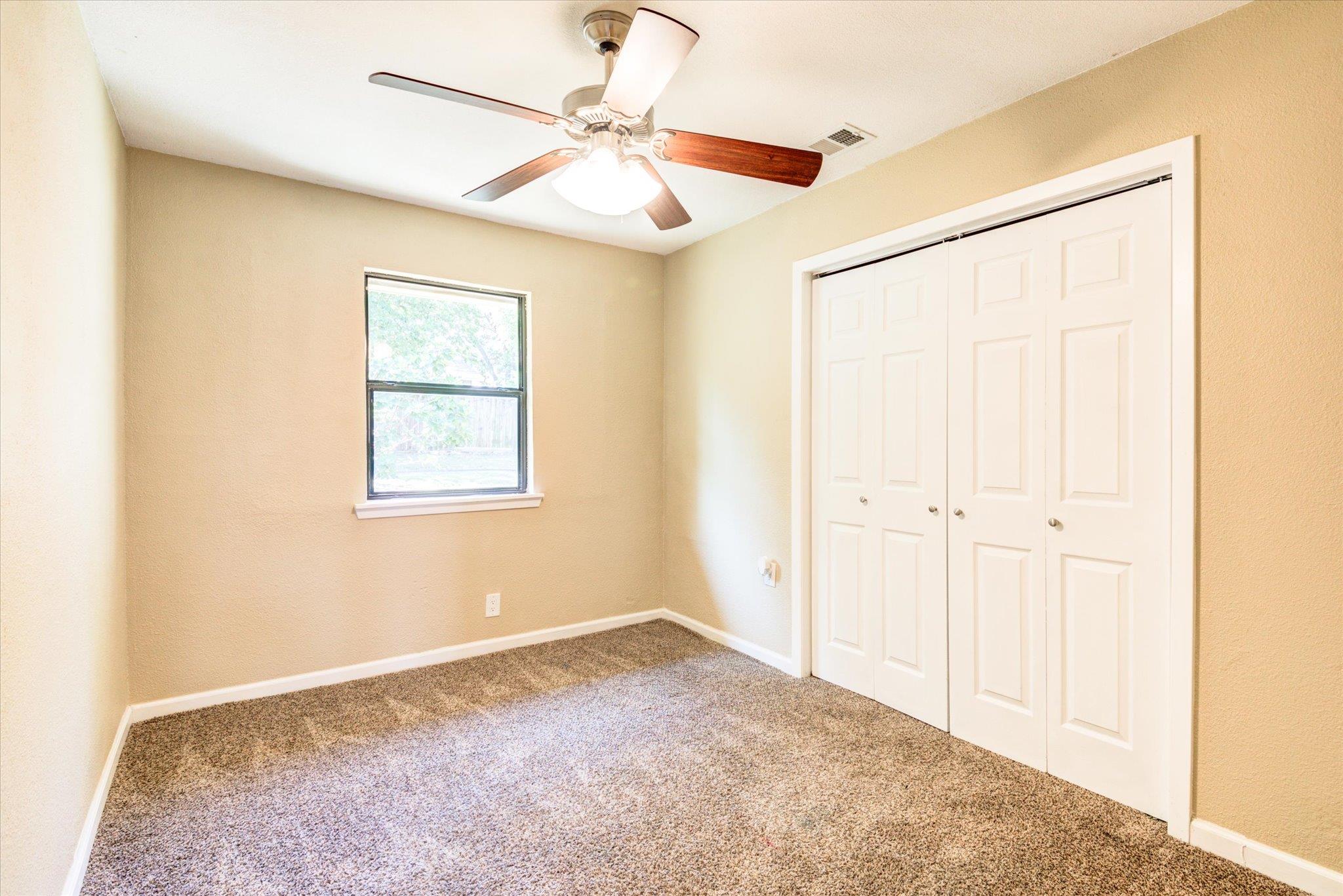 4011 Hillside Dr, Round Rock, TX 78681