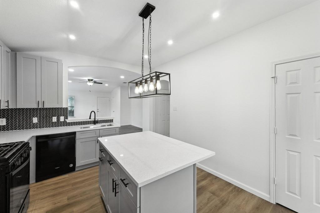 263 Feathergrass Drive, Buda, TX 78610