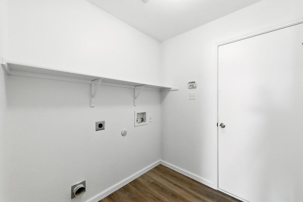 263 Feathergrass Drive, Buda, TX 78610