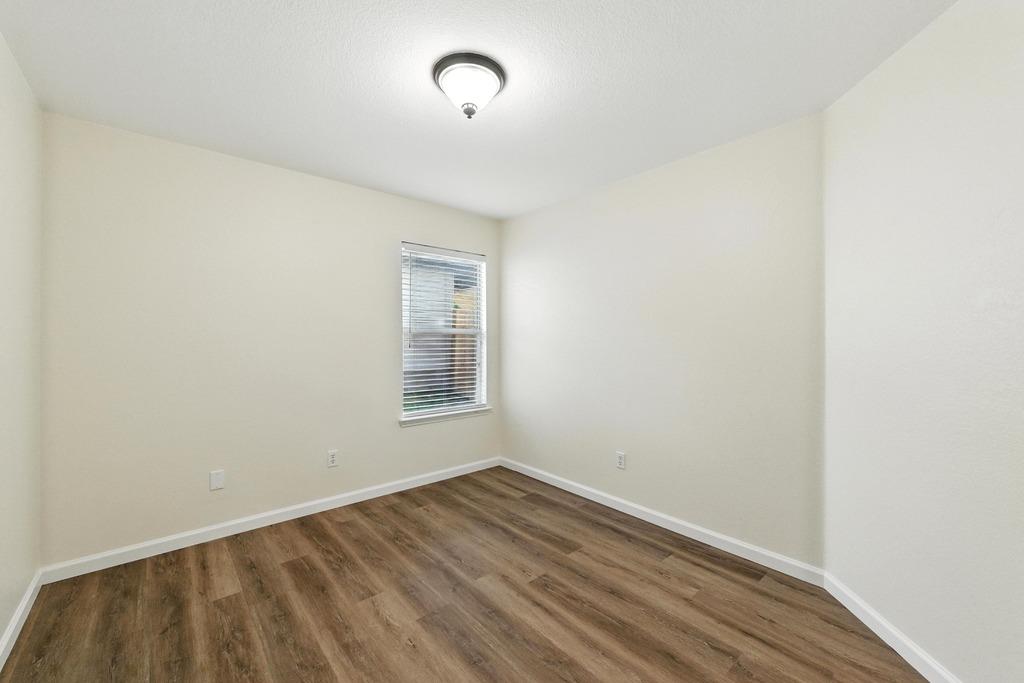 263 Feathergrass Drive, Buda, TX 78610