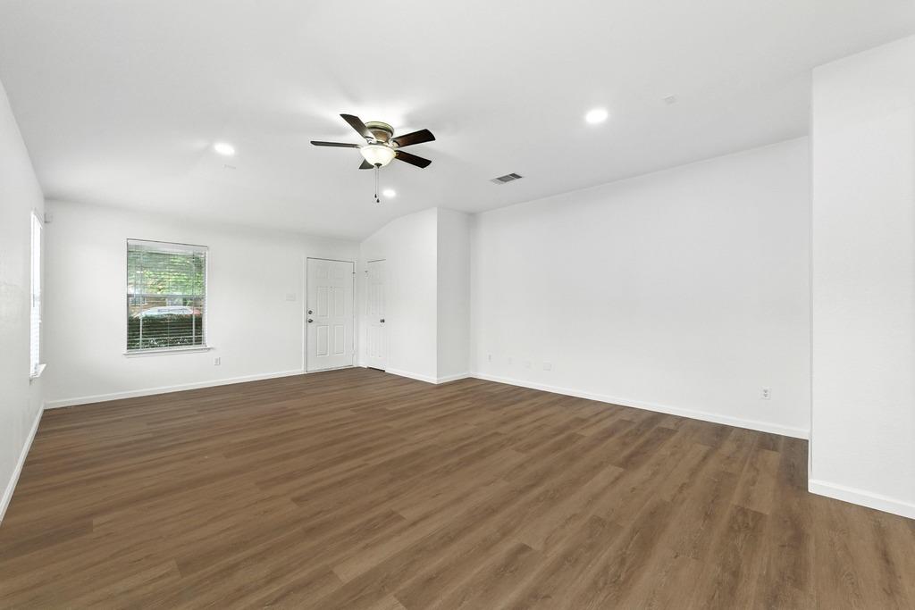 263 Feathergrass Drive, Buda, TX 78610