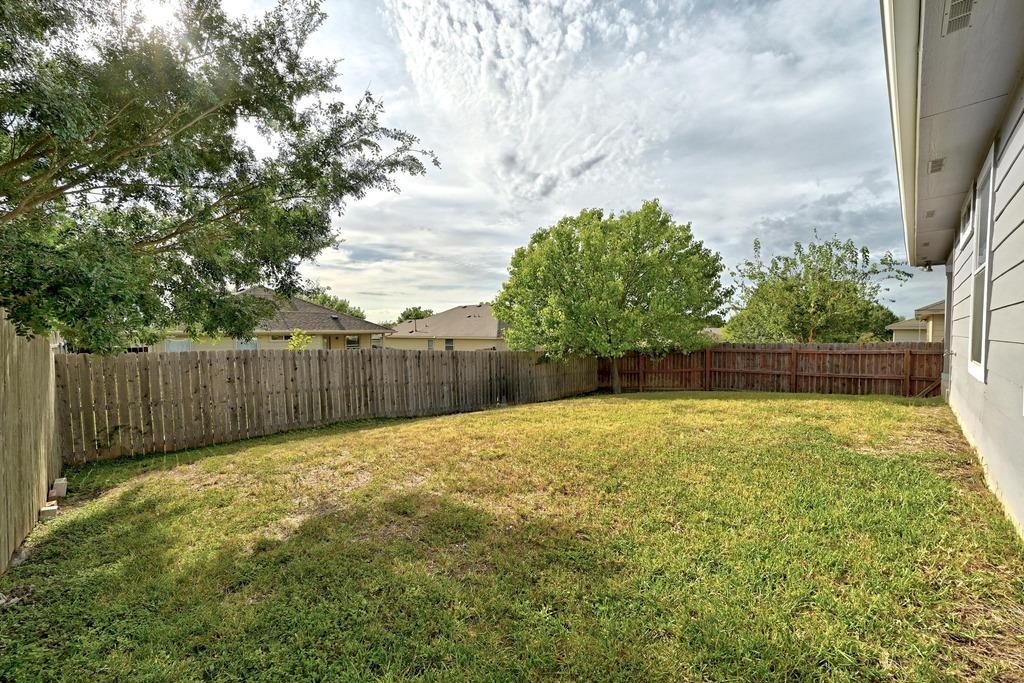 263 Feathergrass Drive, Buda, TX 78610