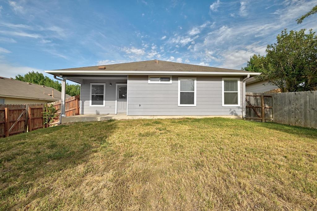 263 Feathergrass Drive, Buda, TX 78610