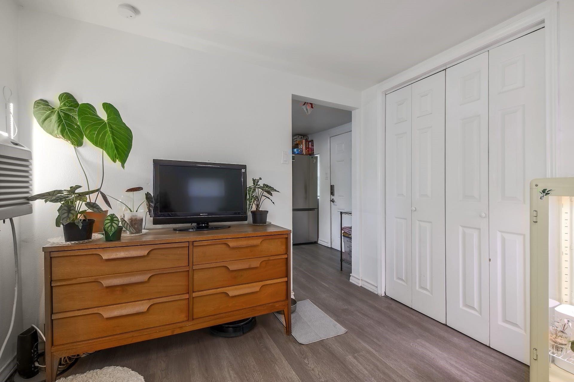 1105 E 3rd St, Austin, TX 78702