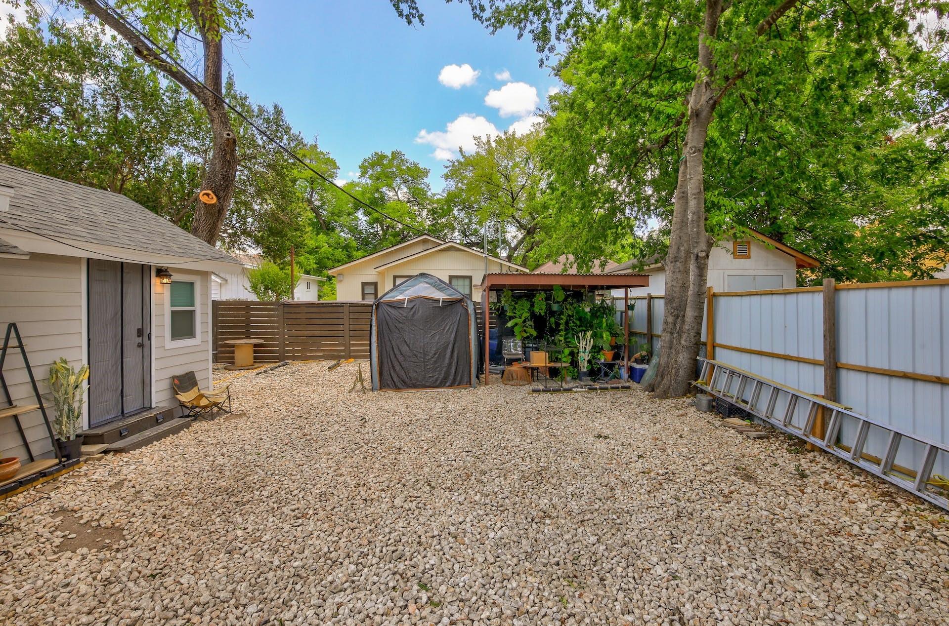 1105 E 3rd St, Austin, TX 78702