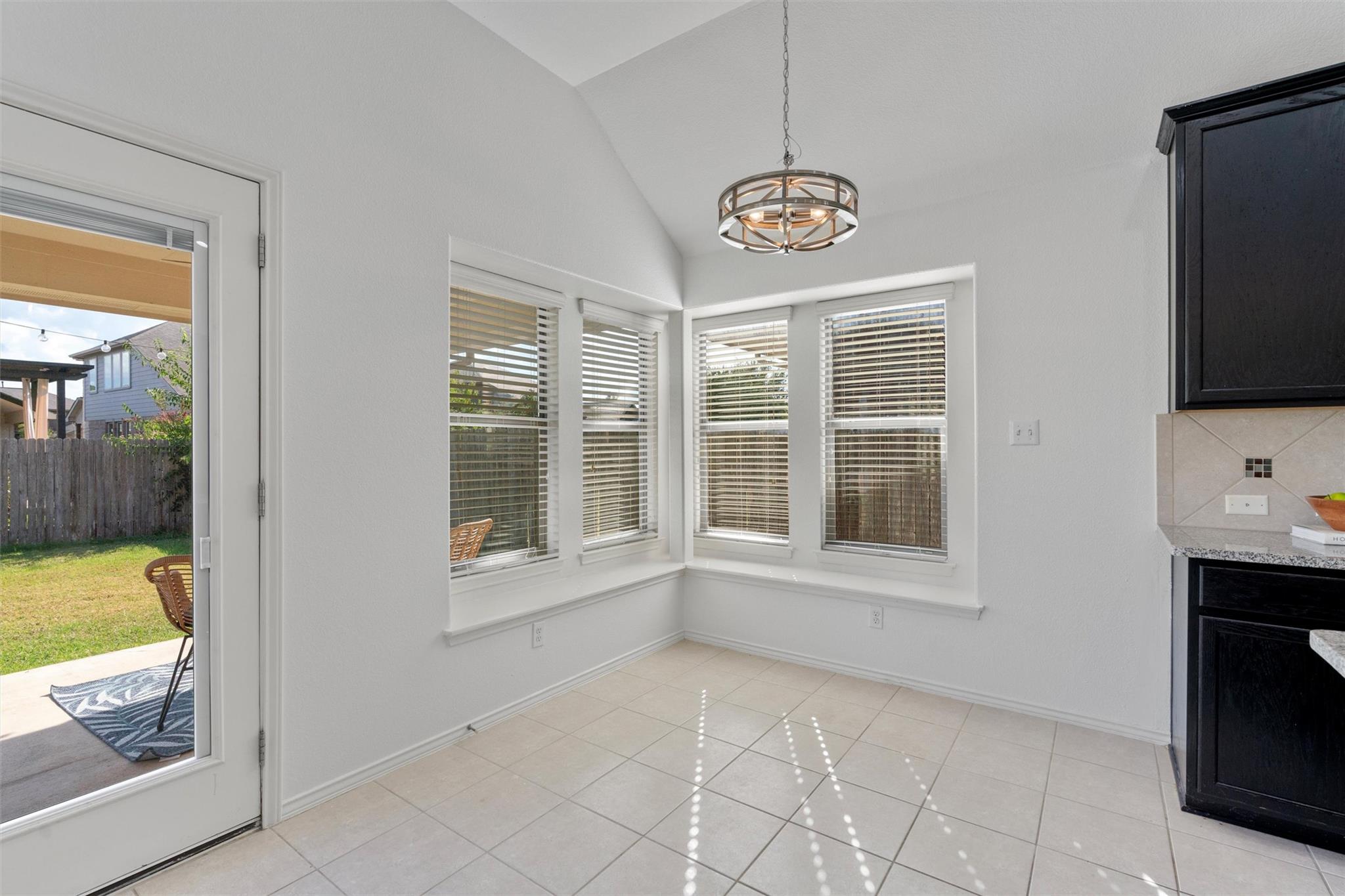 105 Peggy Cv, Liberty Hill, TX 78642