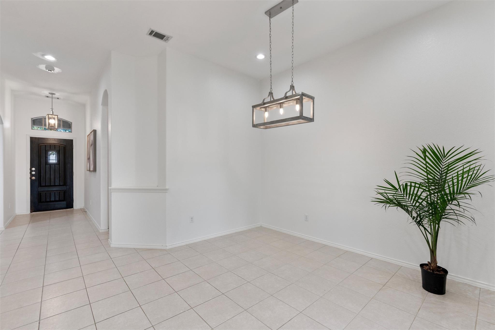 105 Peggy Cv, Liberty Hill, TX 78642