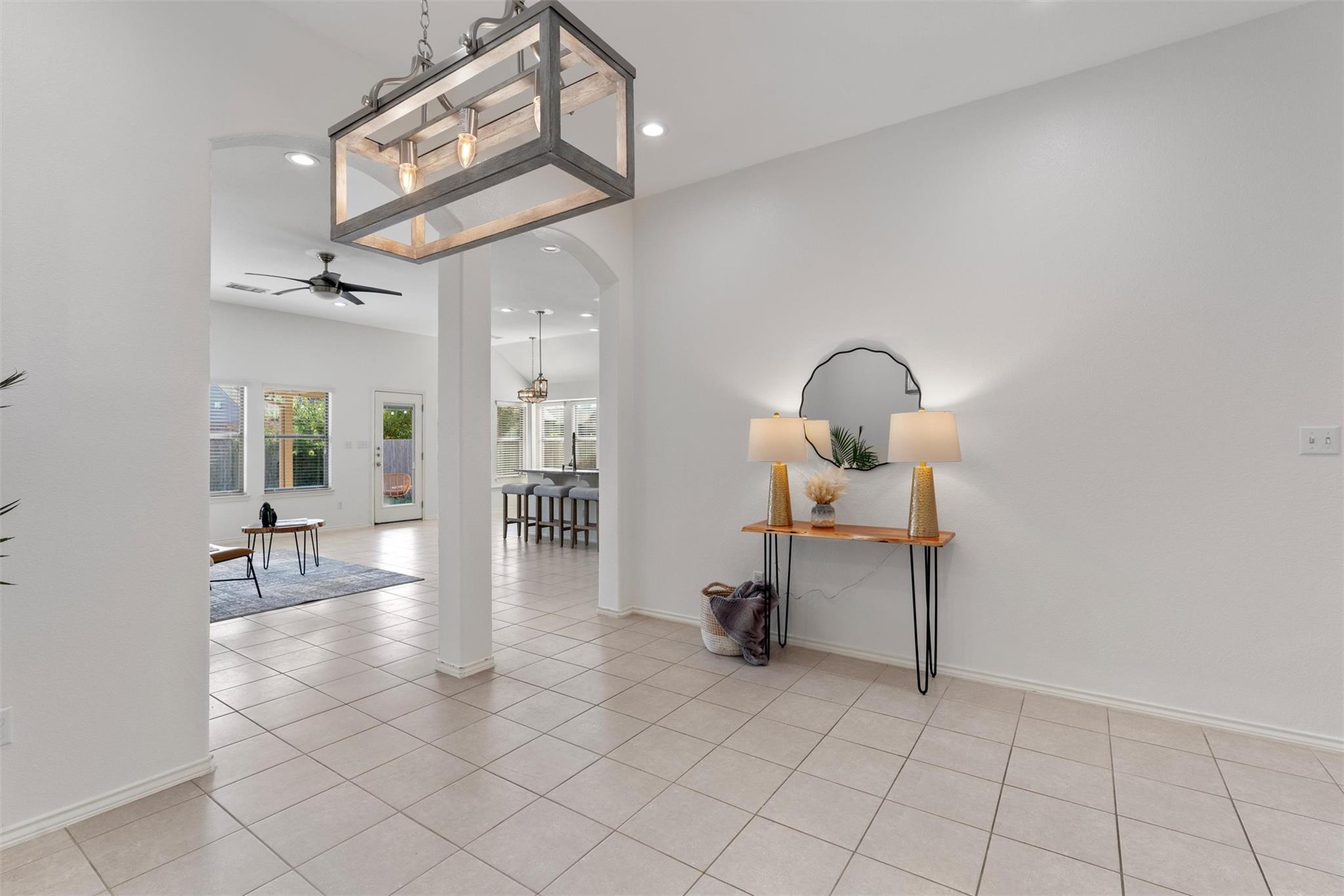 105 Peggy Cv, Liberty Hill, TX 78642