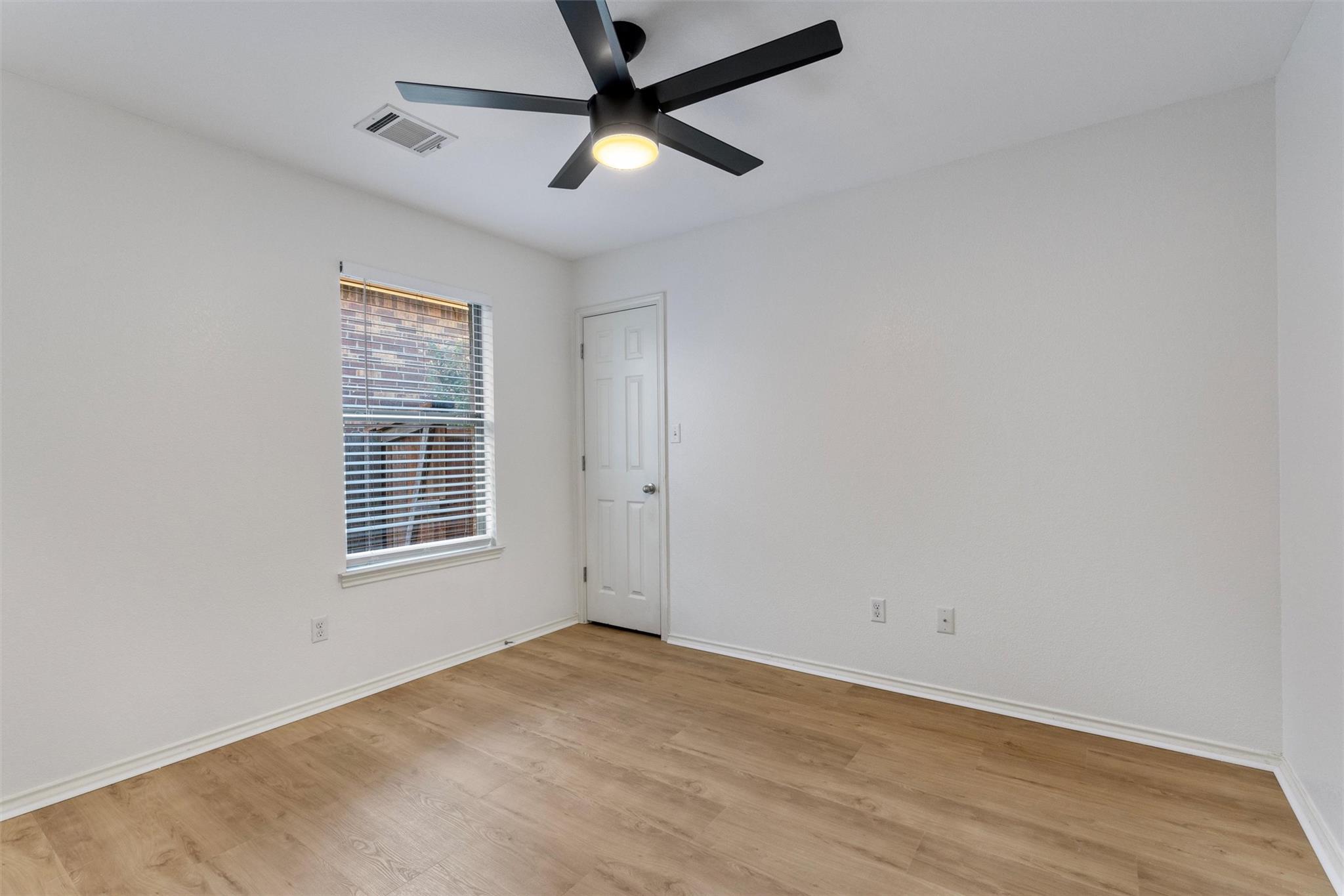 105 Peggy Cv, Liberty Hill, TX 78642