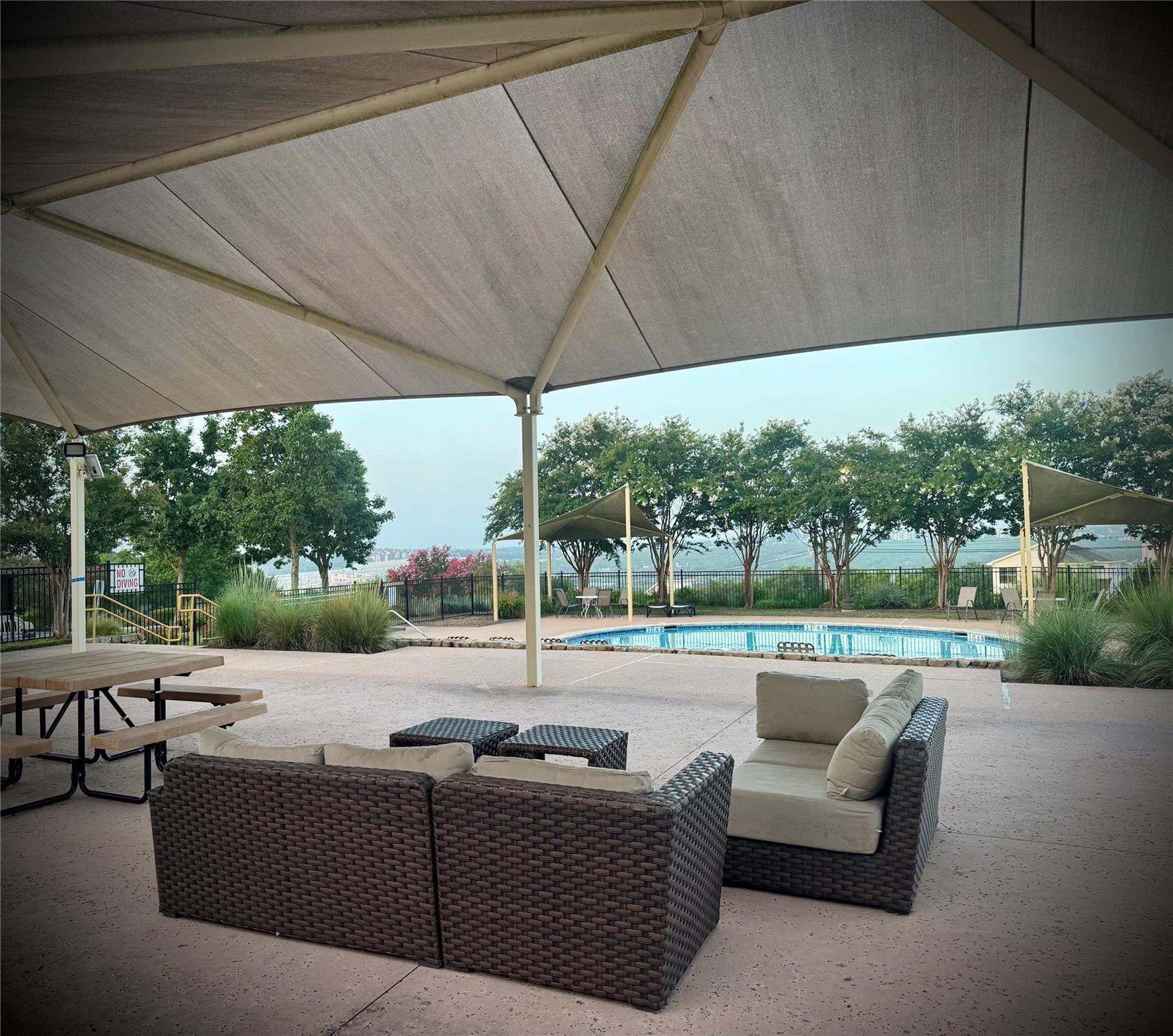 6203 Aviara Dr, Austin, TX 78735