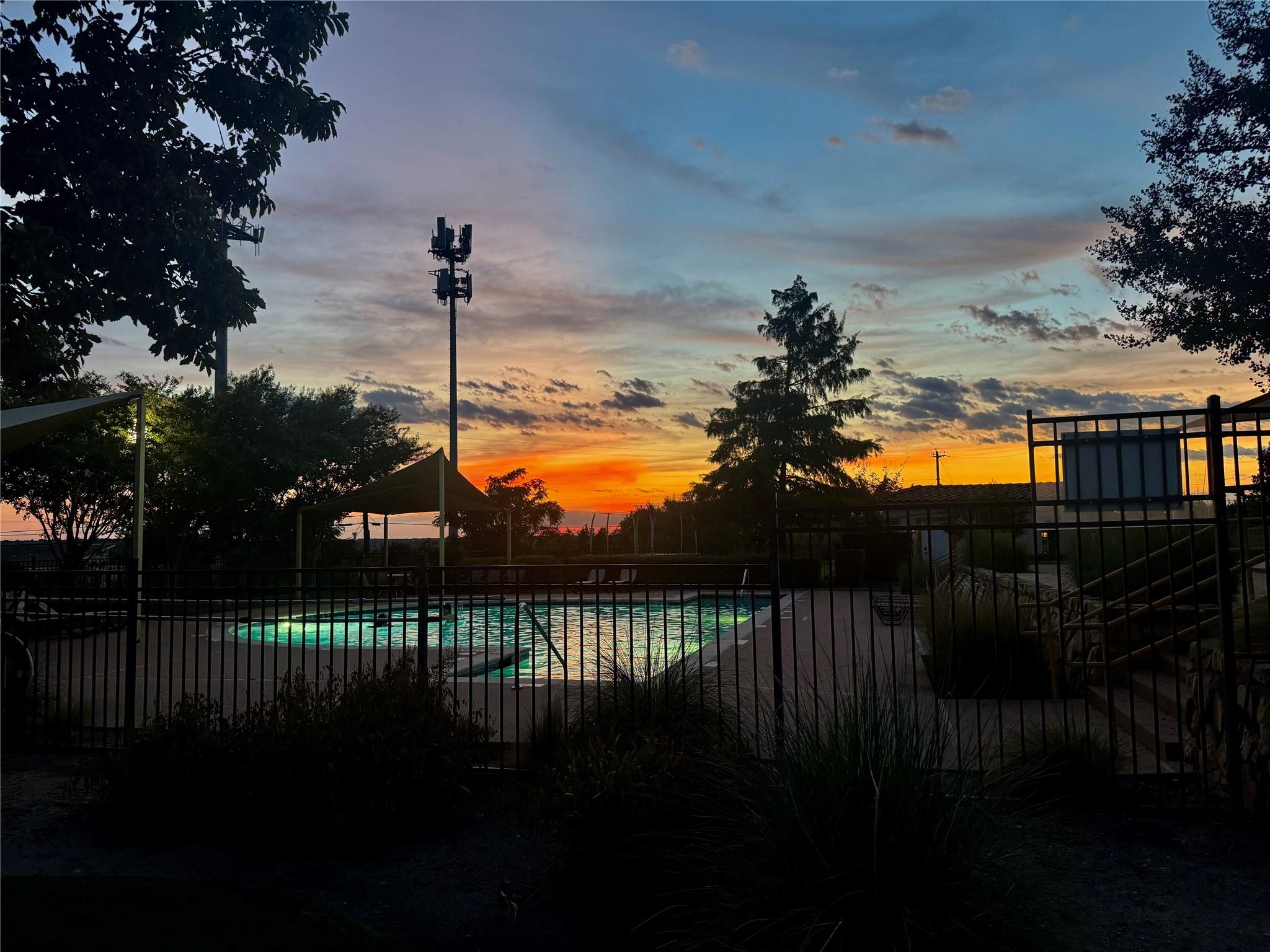 6203 Aviara Dr, Austin, TX 78735