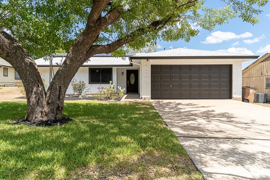 8312 Roan Ln, Austin, TX 78736