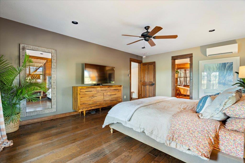 19801 Adrian Way, Jonestown, TX 78645