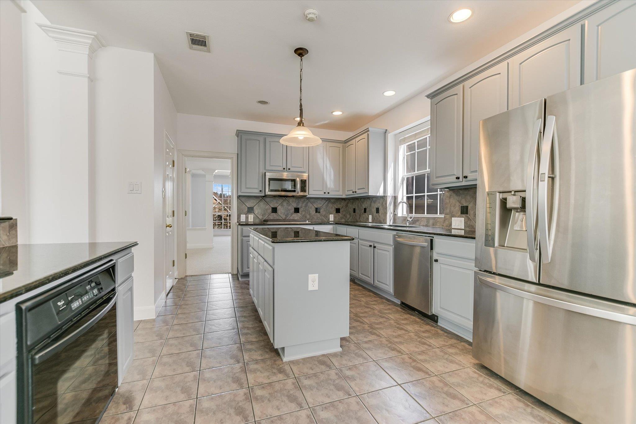 7301 Fabion Dr, Austin, TX 78759