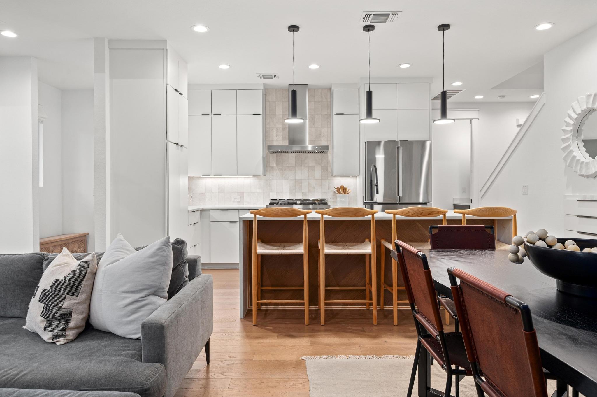 2104 E 2nd St # 1, Austin, TX 78702