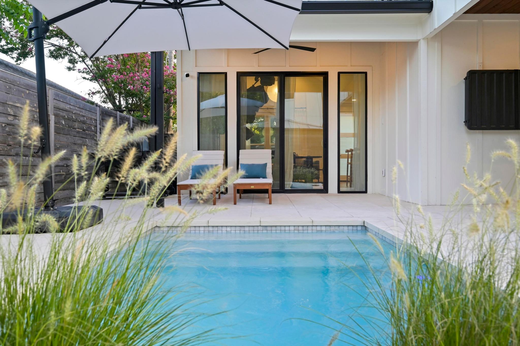 2104 E 2nd St # 1, Austin, TX 78702