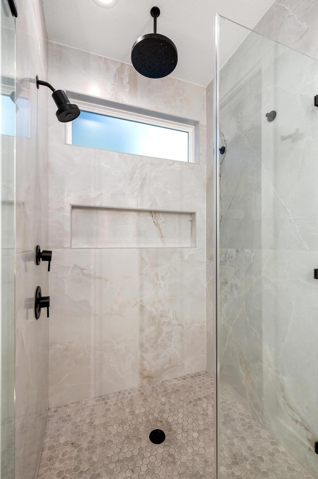 2104 E 2nd St # 1, Austin, TX 78702