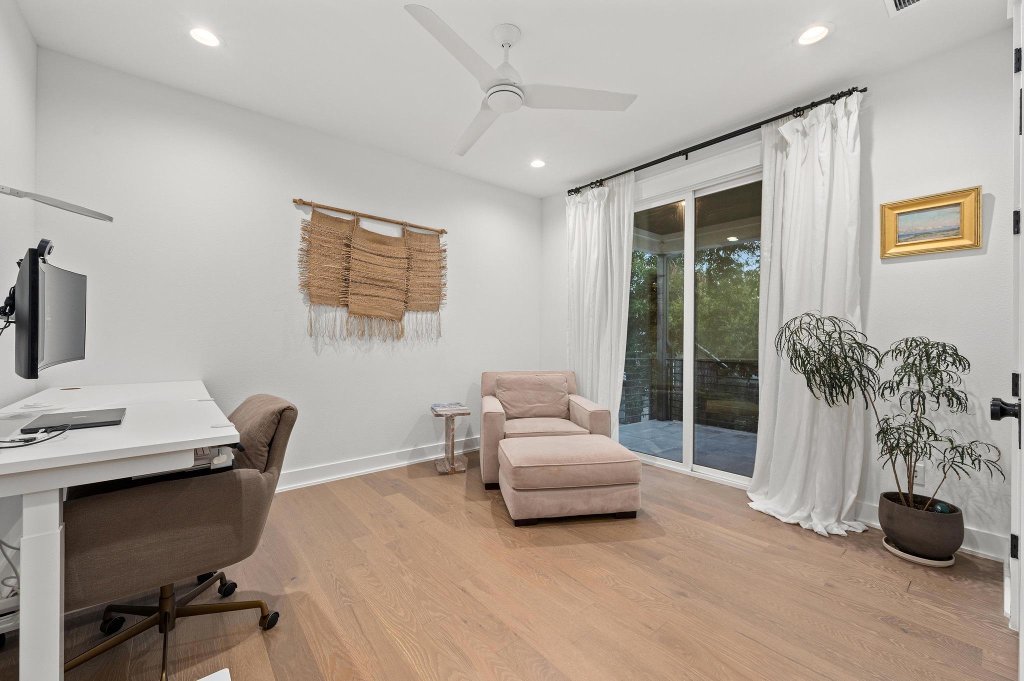 2104 E 2nd St # 1, Austin, TX 78702