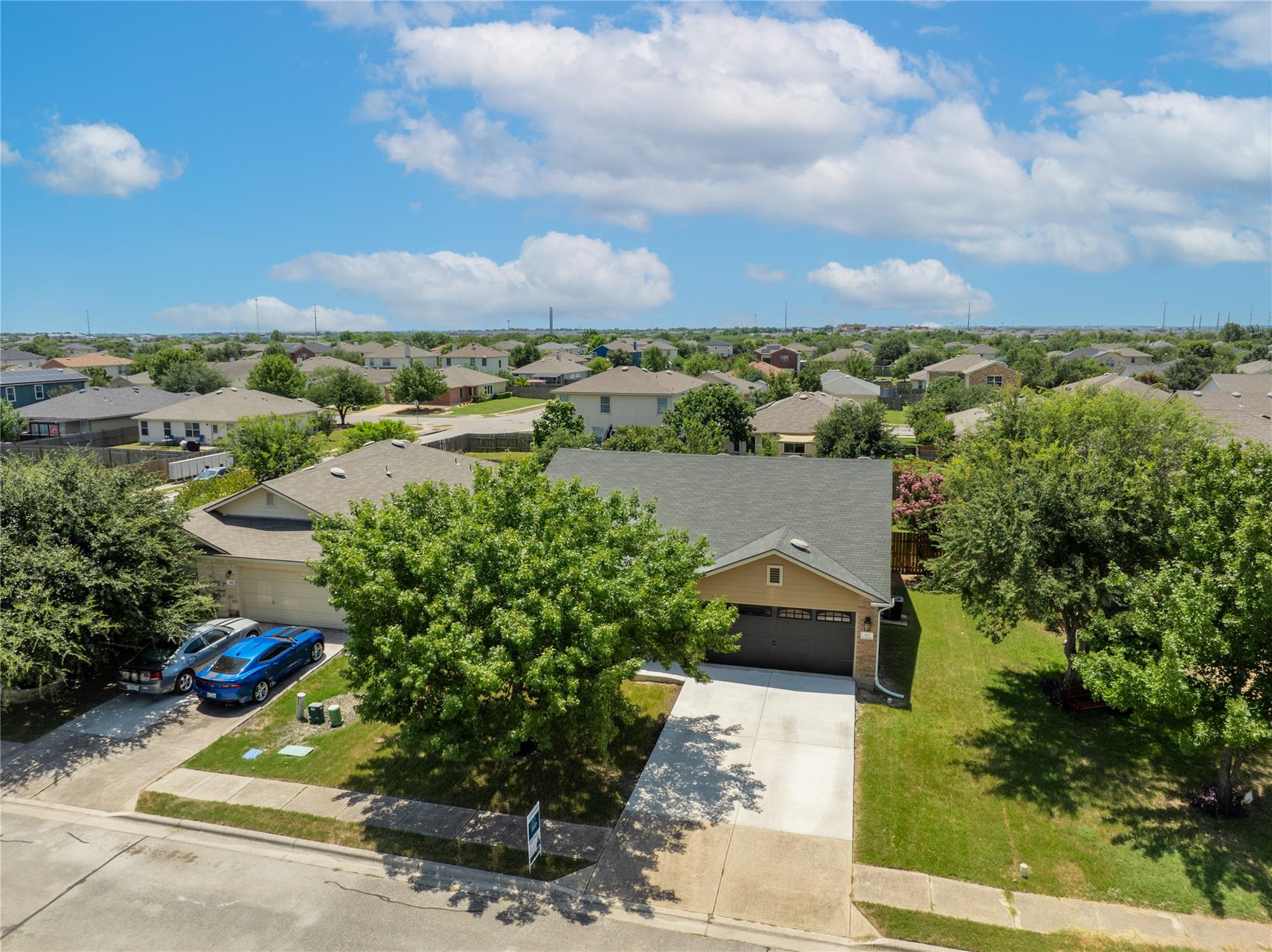 303 Almquist St, Hutto, TX 78634