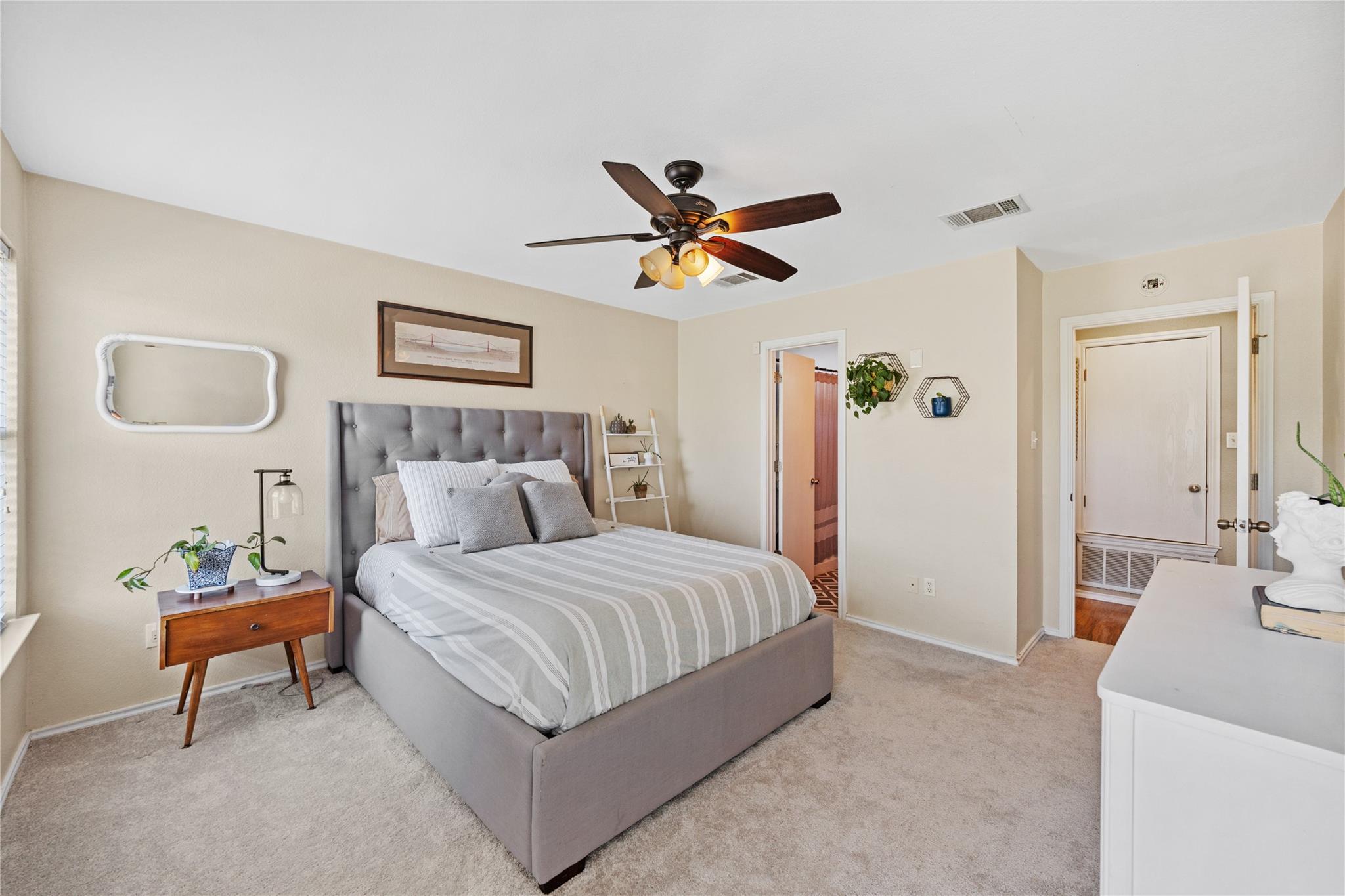 303 Almquist St, Hutto, TX 78634