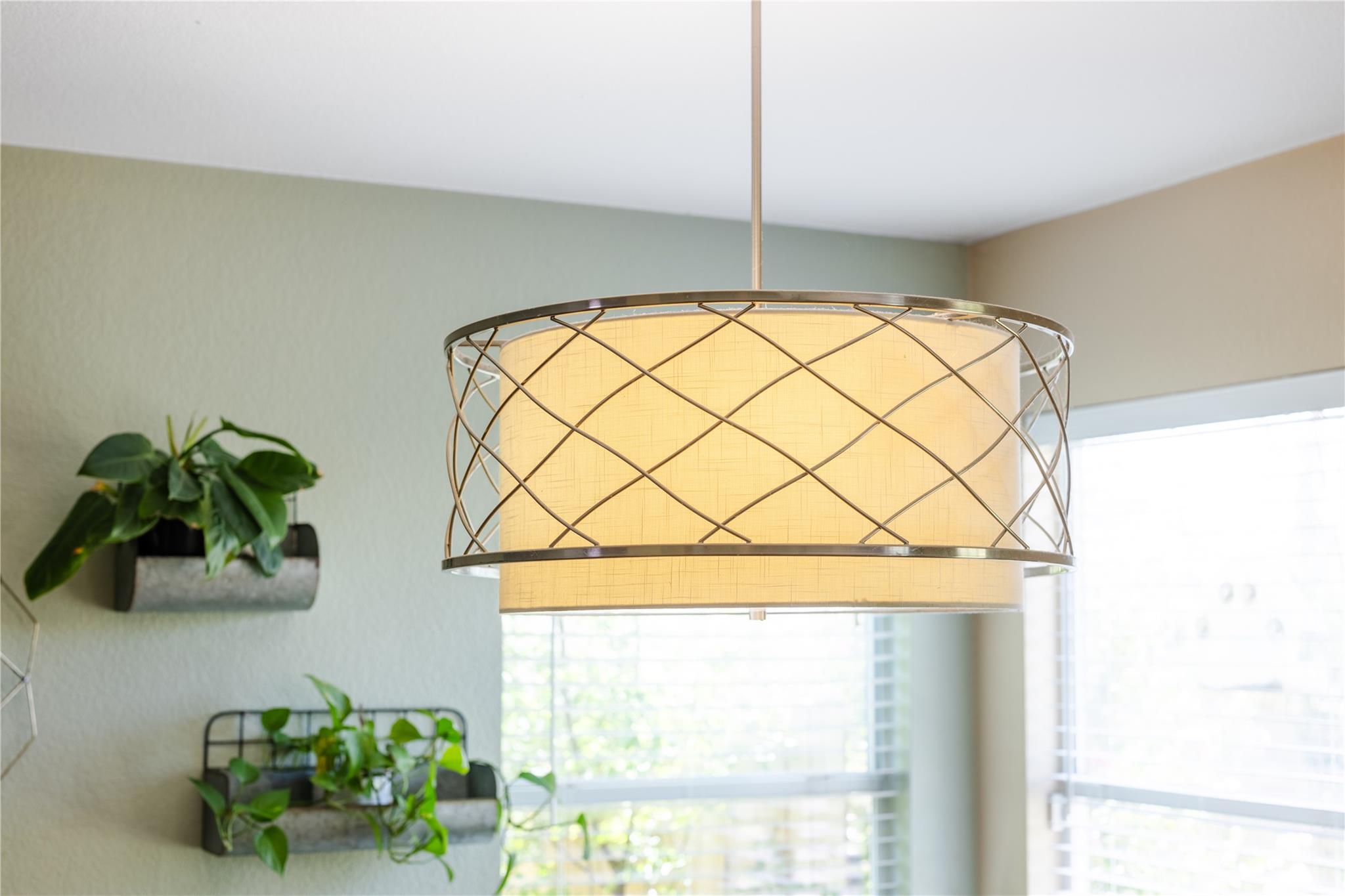 303 Almquist St, Hutto, TX 78634