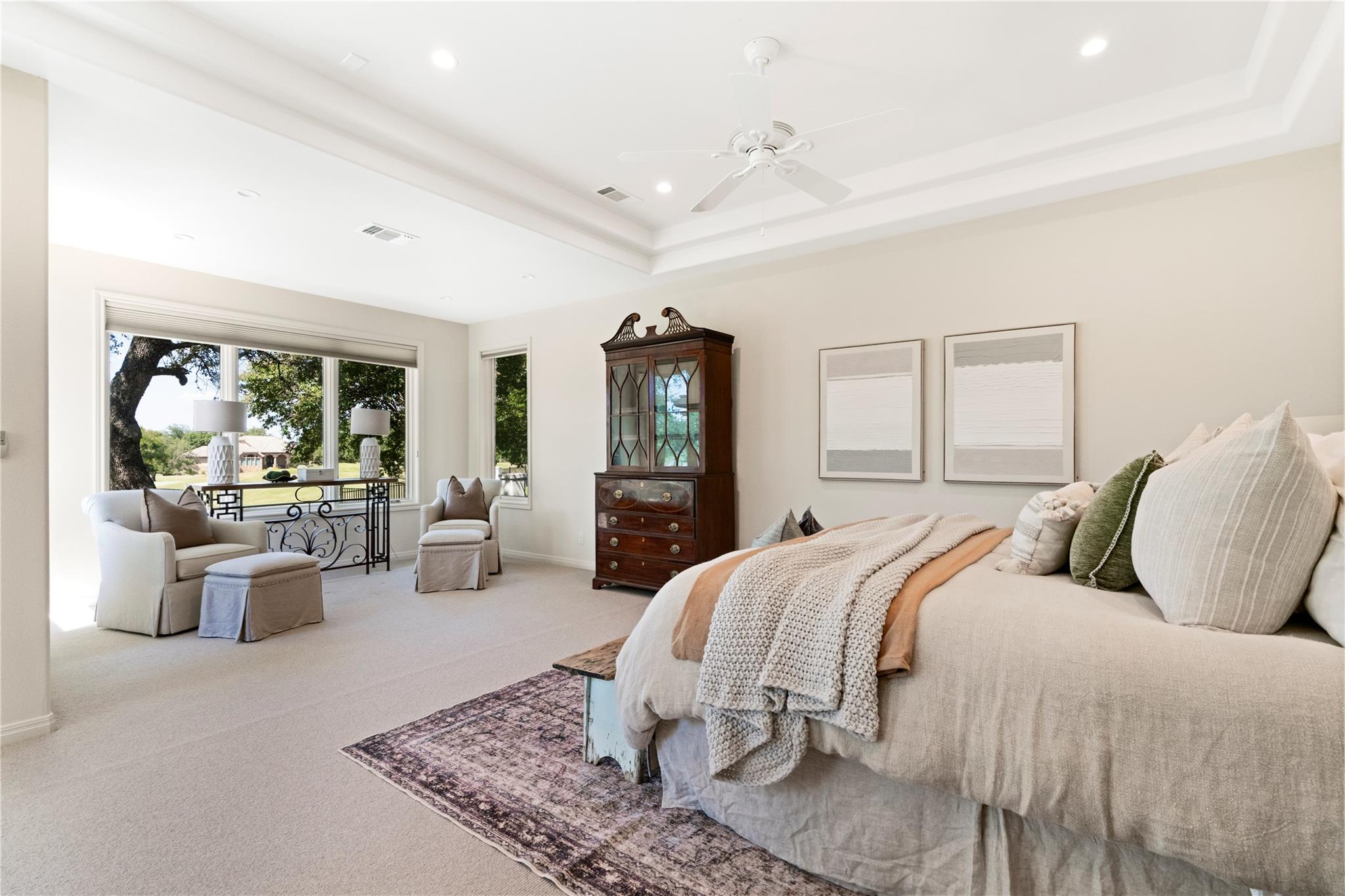 2112 Lauren Dr, Spicewood, TX 78669