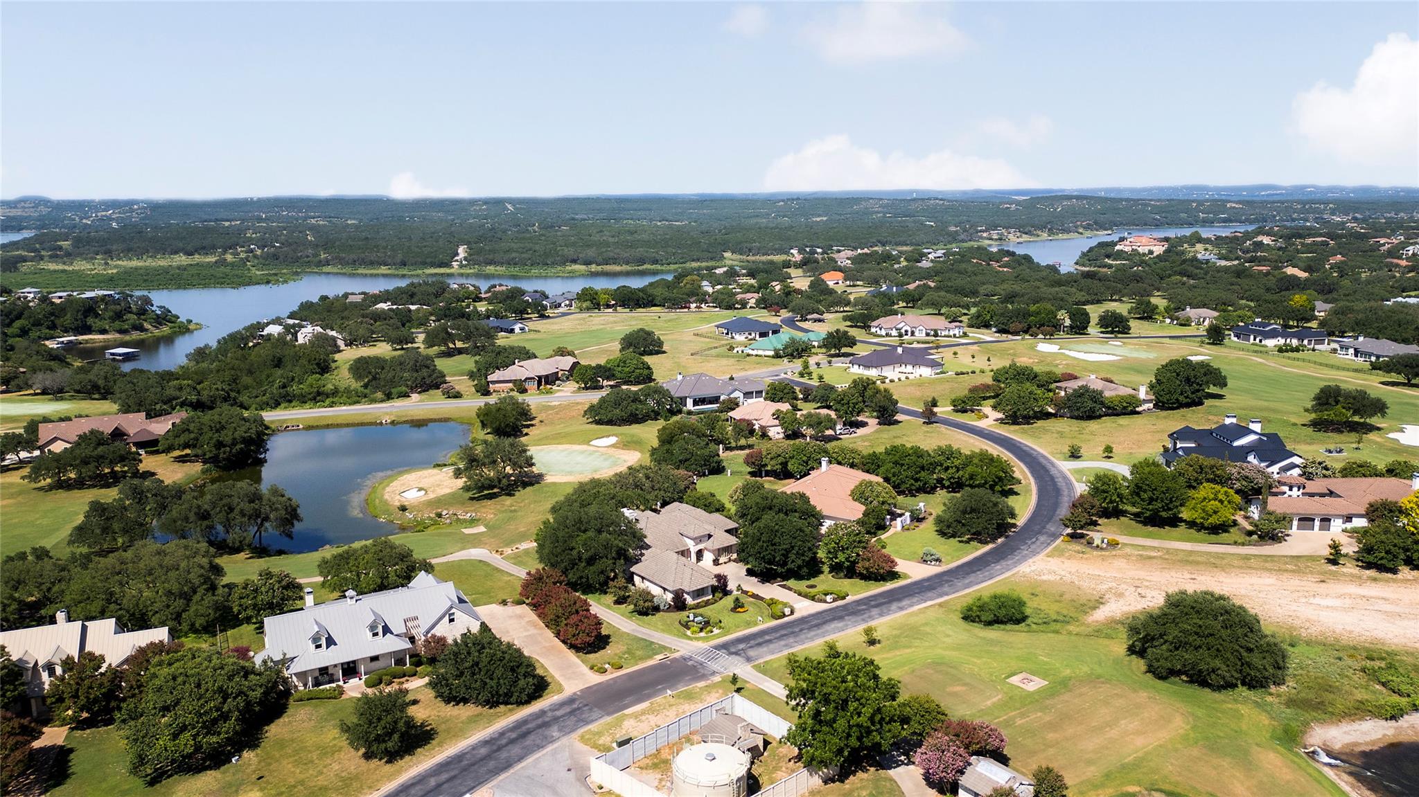 2112 Lauren Dr, Spicewood, TX 78669