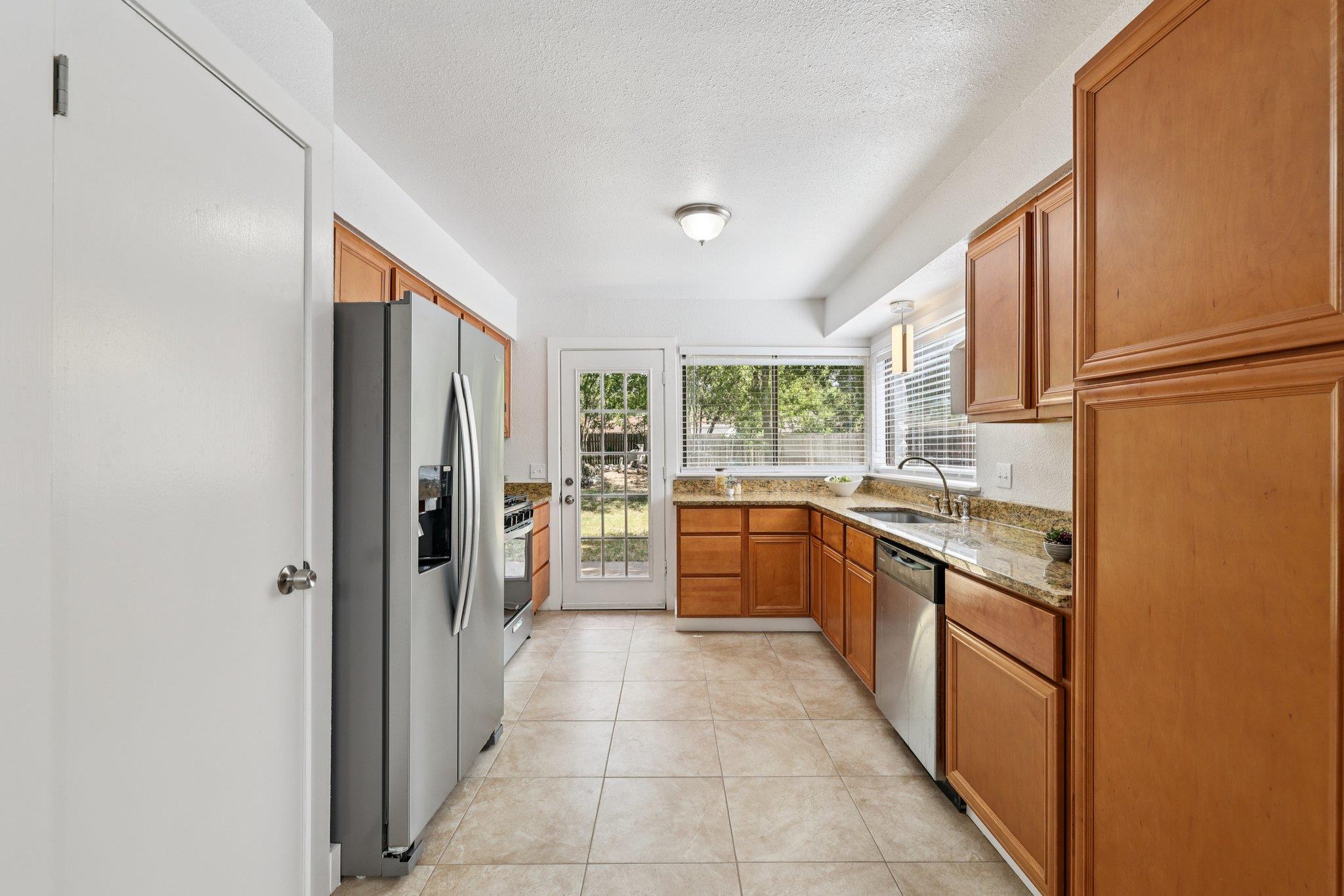 602 Old Stone Rd, Austin, TX 78745