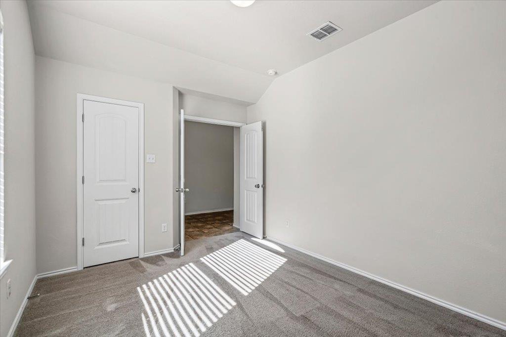 377 Dragon Ridge Rd, Buda, TX 78610