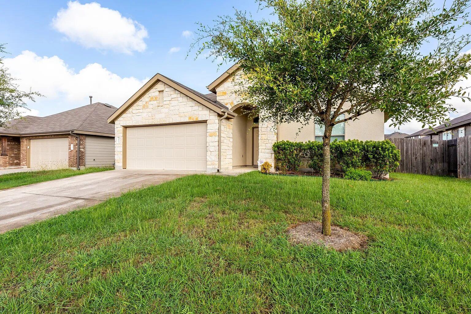 377 Dragon Ridge Rd, Buda, TX 78610