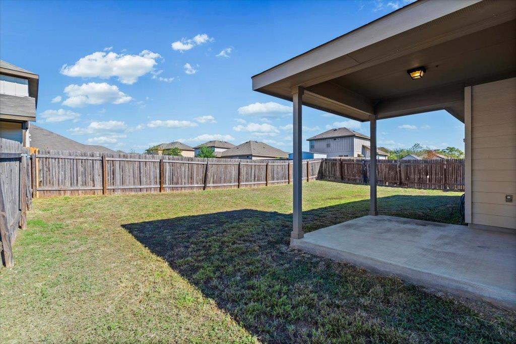 377 Dragon Ridge Rd, Buda, TX 78610