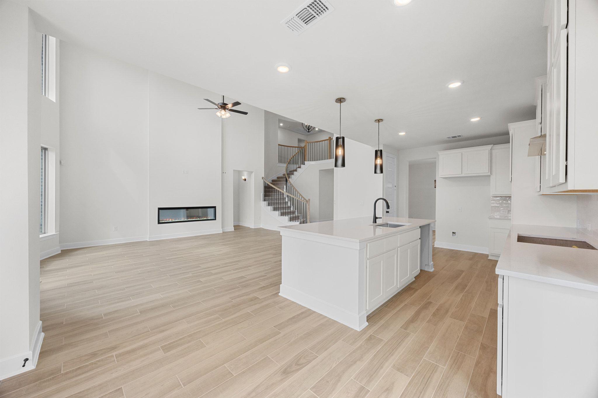 145 Montecilo Dr, Liberty Hill, TX 78642