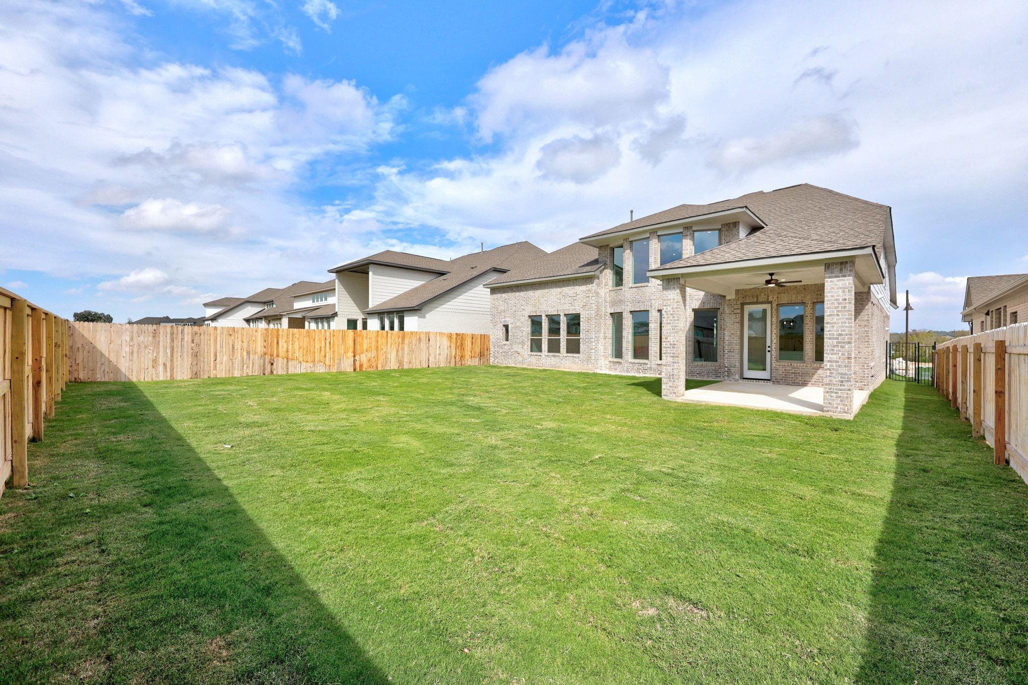 145 Montecilo Dr, Liberty Hill, TX 78642