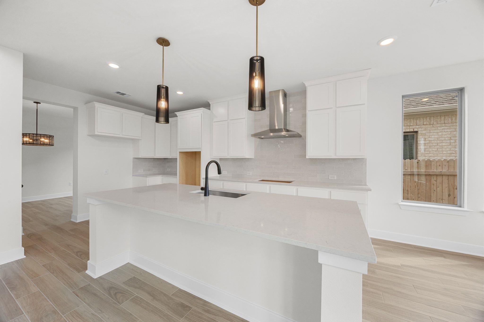 145 Montecilo Dr, Liberty Hill, TX 78642