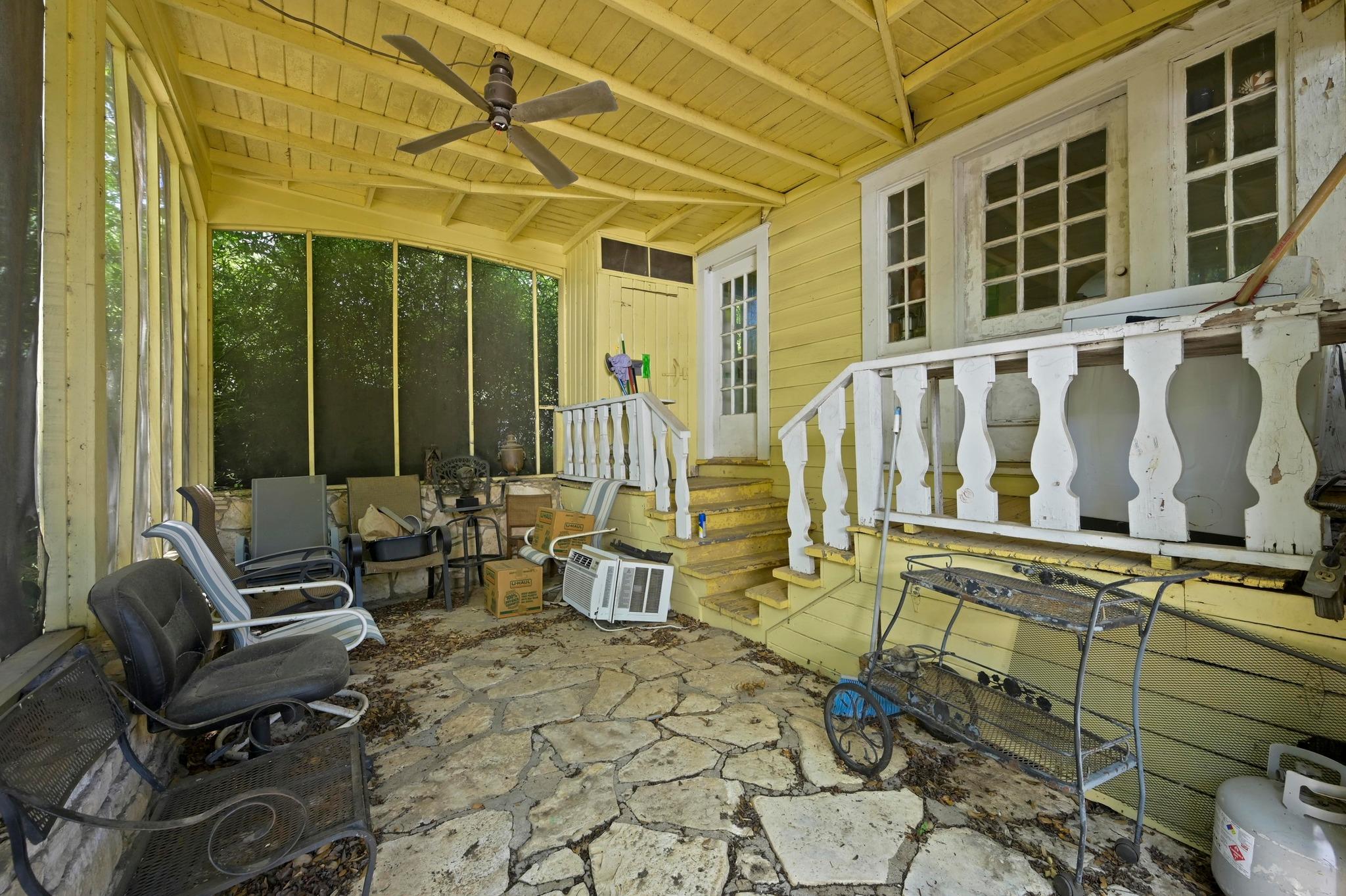 1017 W 31st St, Austin, TX 78705