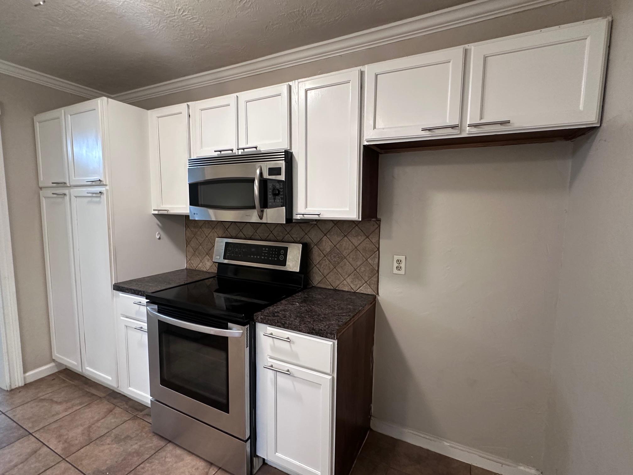 186 Kona Dr, Bastrop, TX 78602