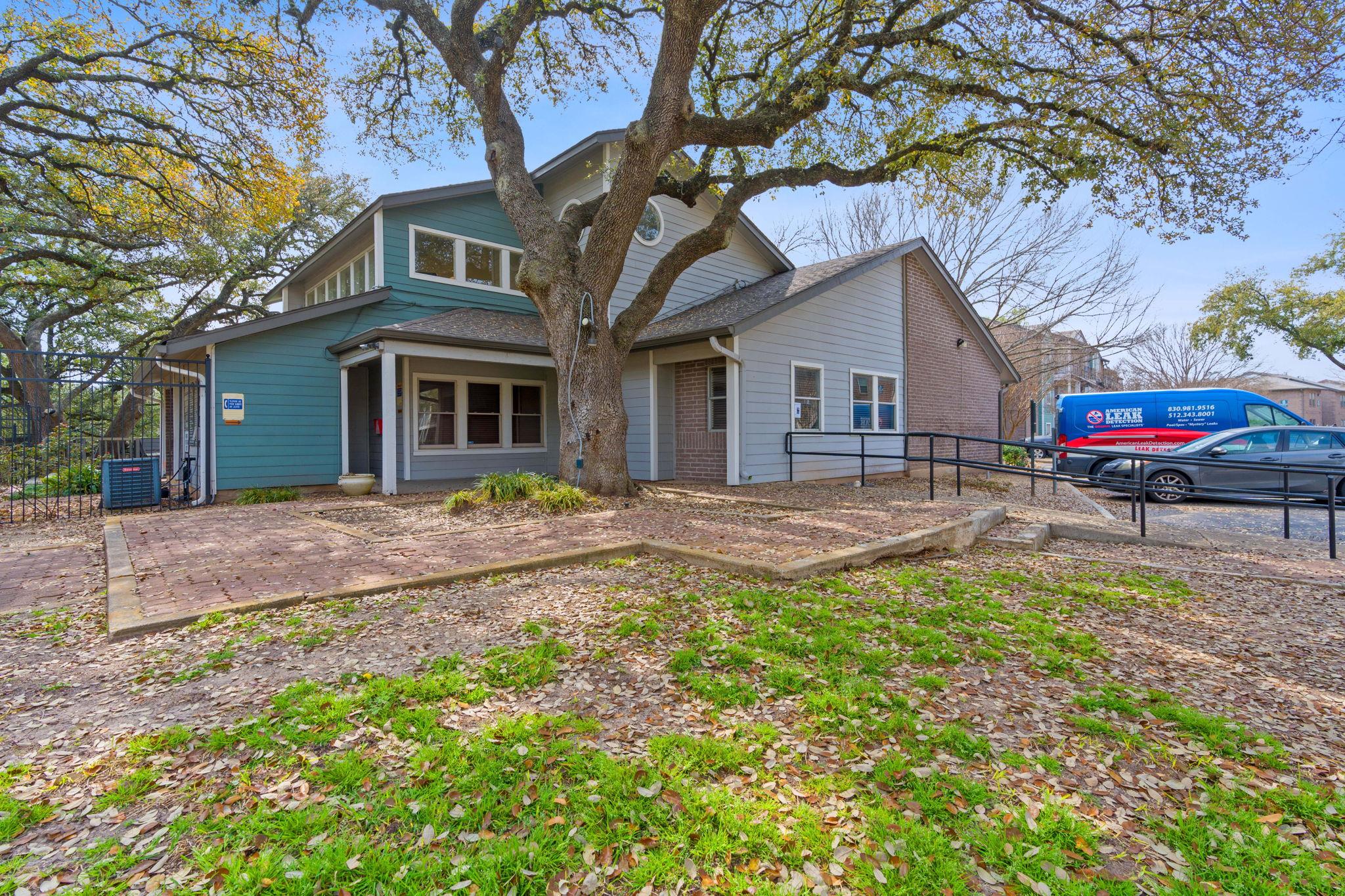 12166 Metric Blvd # 219, Austin, TX 78758