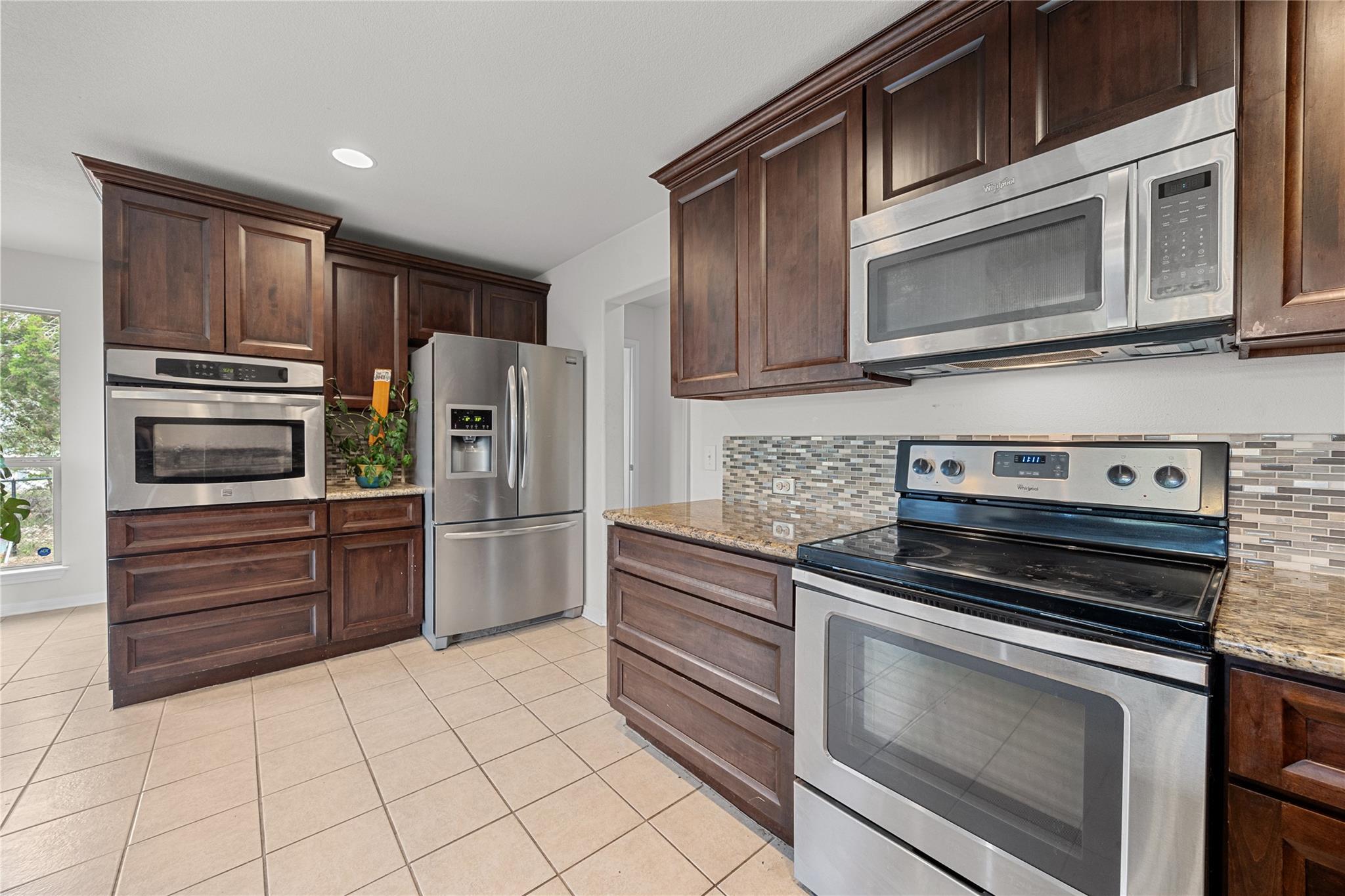 21607 Santa Carlo Ave, Lago Vista, TX 78645