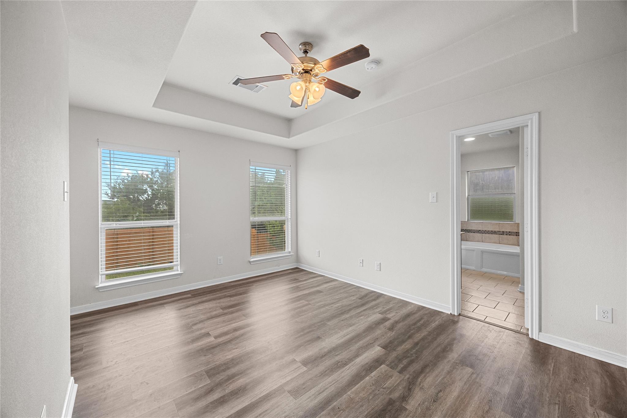 21607 Santa Carlo Ave, Lago Vista, TX 78645