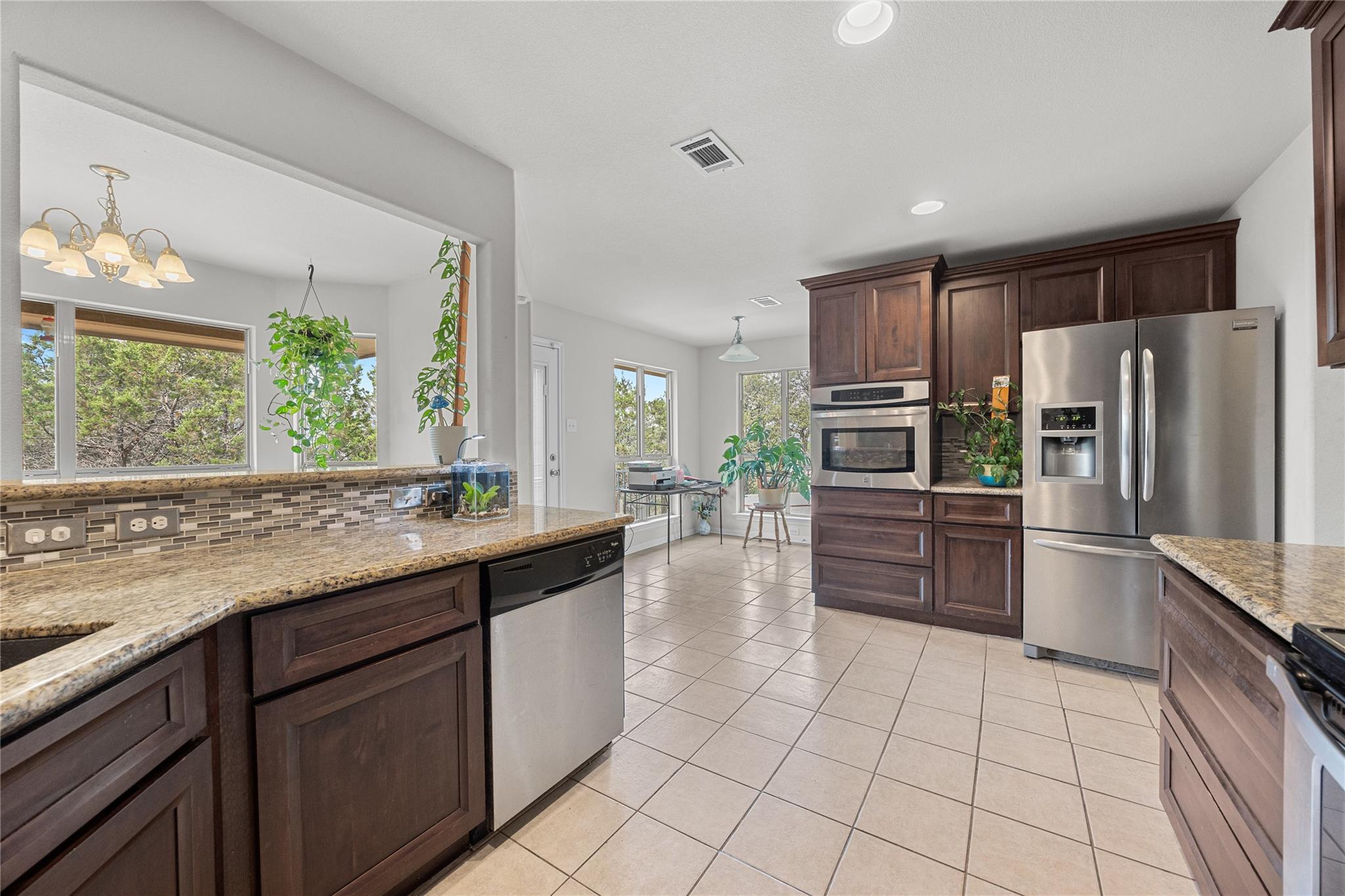 21607 Santa Carlo Ave, Lago Vista, TX 78645