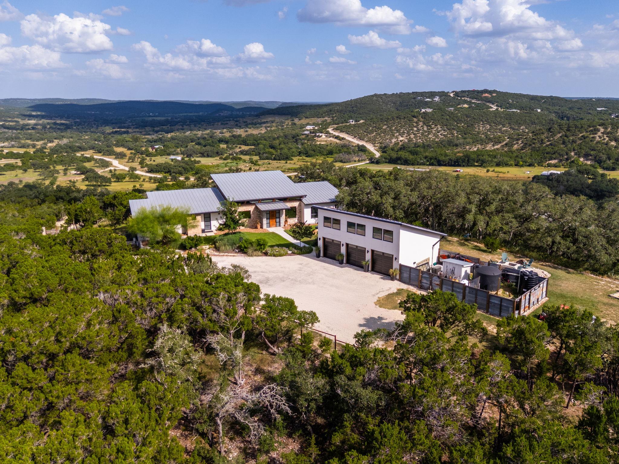 283 Hills Of Bandera Rd, Bandera, TX 78003
