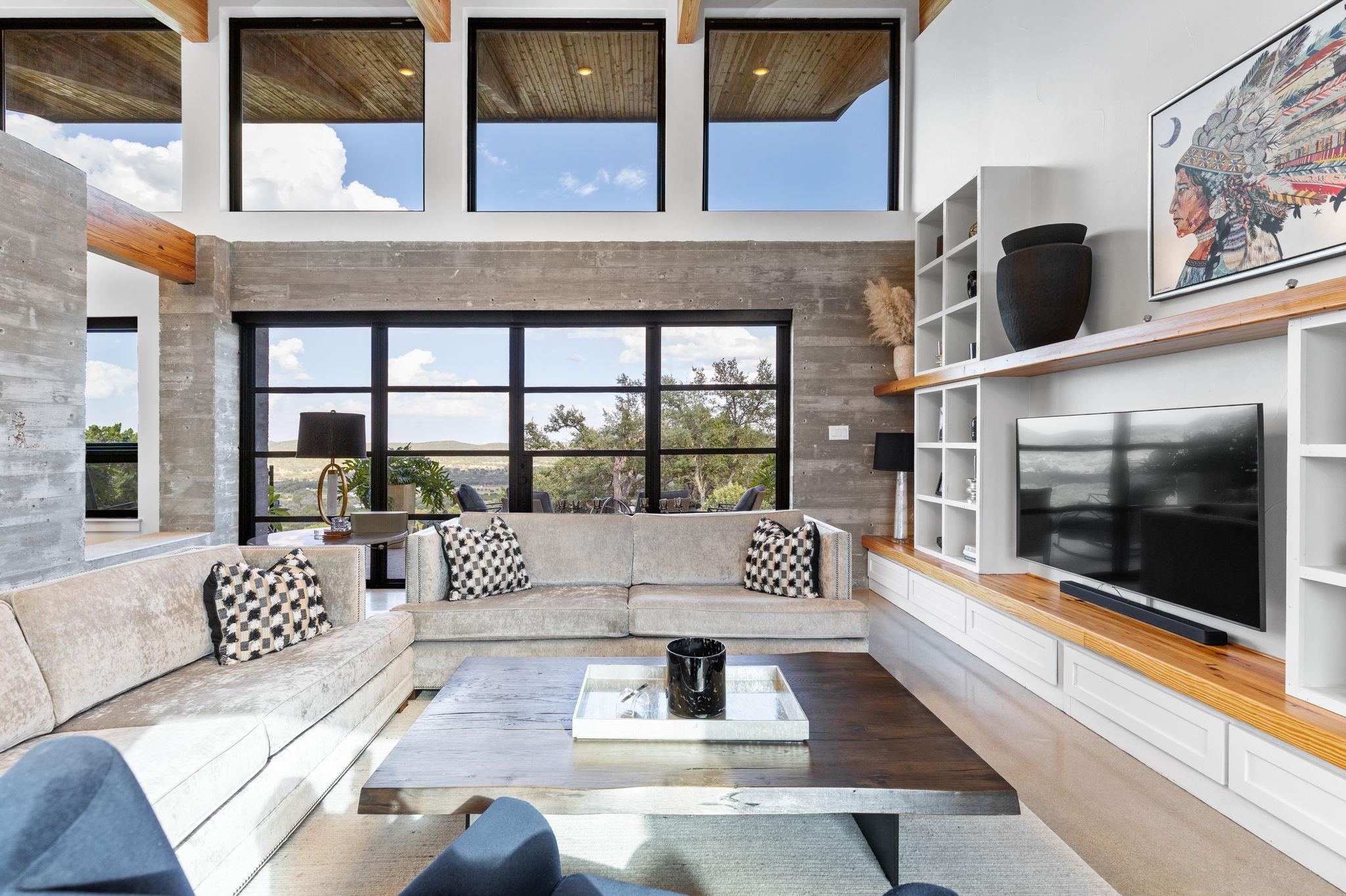 283 Hills Of Bandera Rd, Bandera, TX 78003