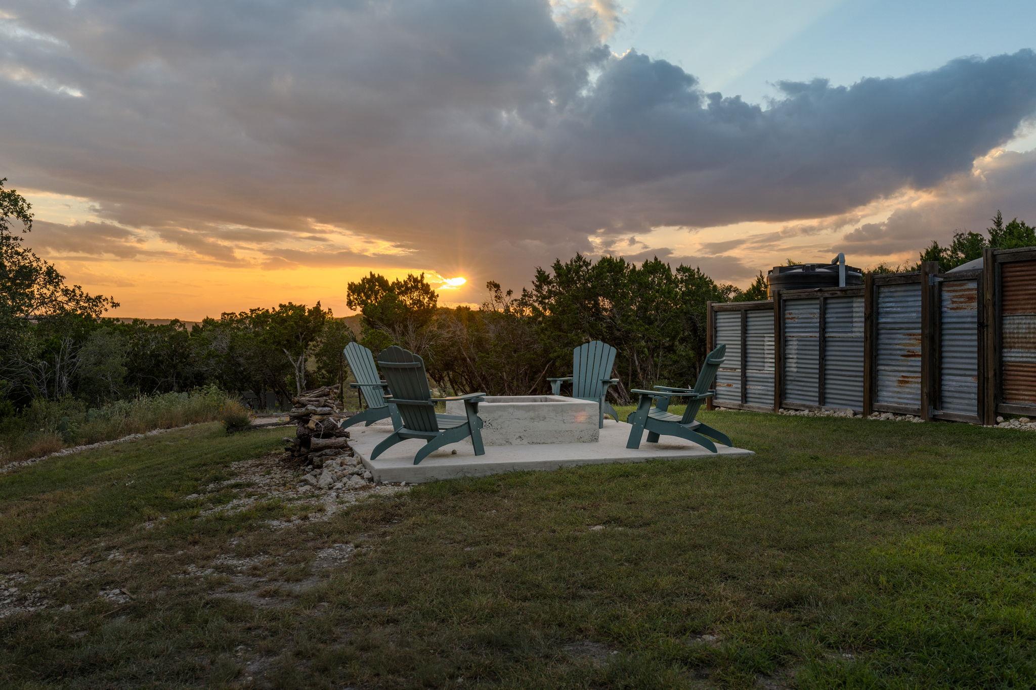 283 Hills Of Bandera Rd, Bandera, TX 78003