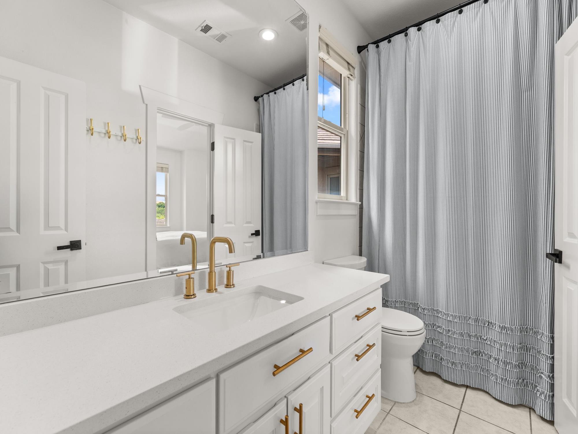 2800 Waymaker Way # 40, Austin, TX 78746