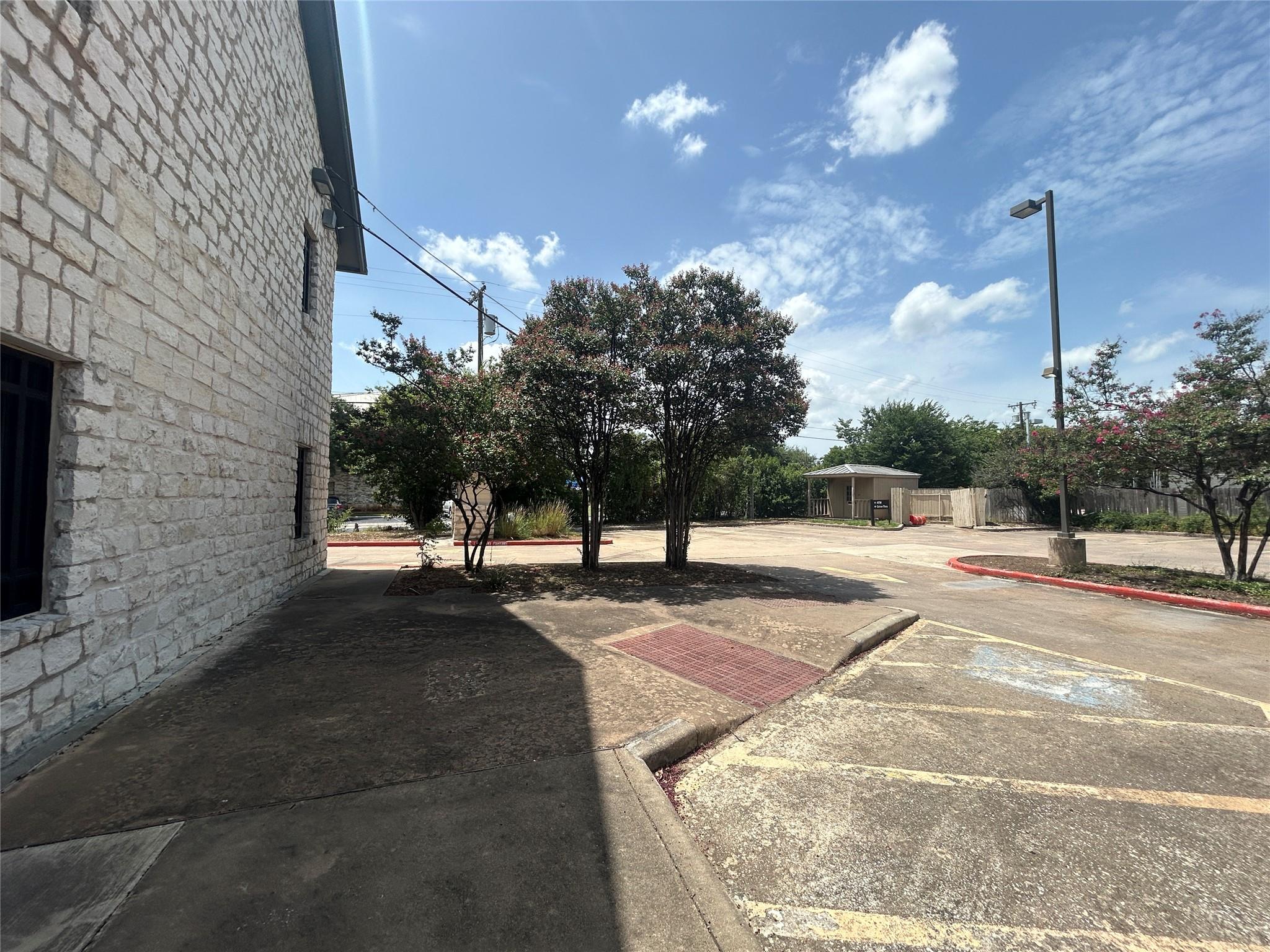 201 W Palm Valley Blvd, Round Rock, TX 78664