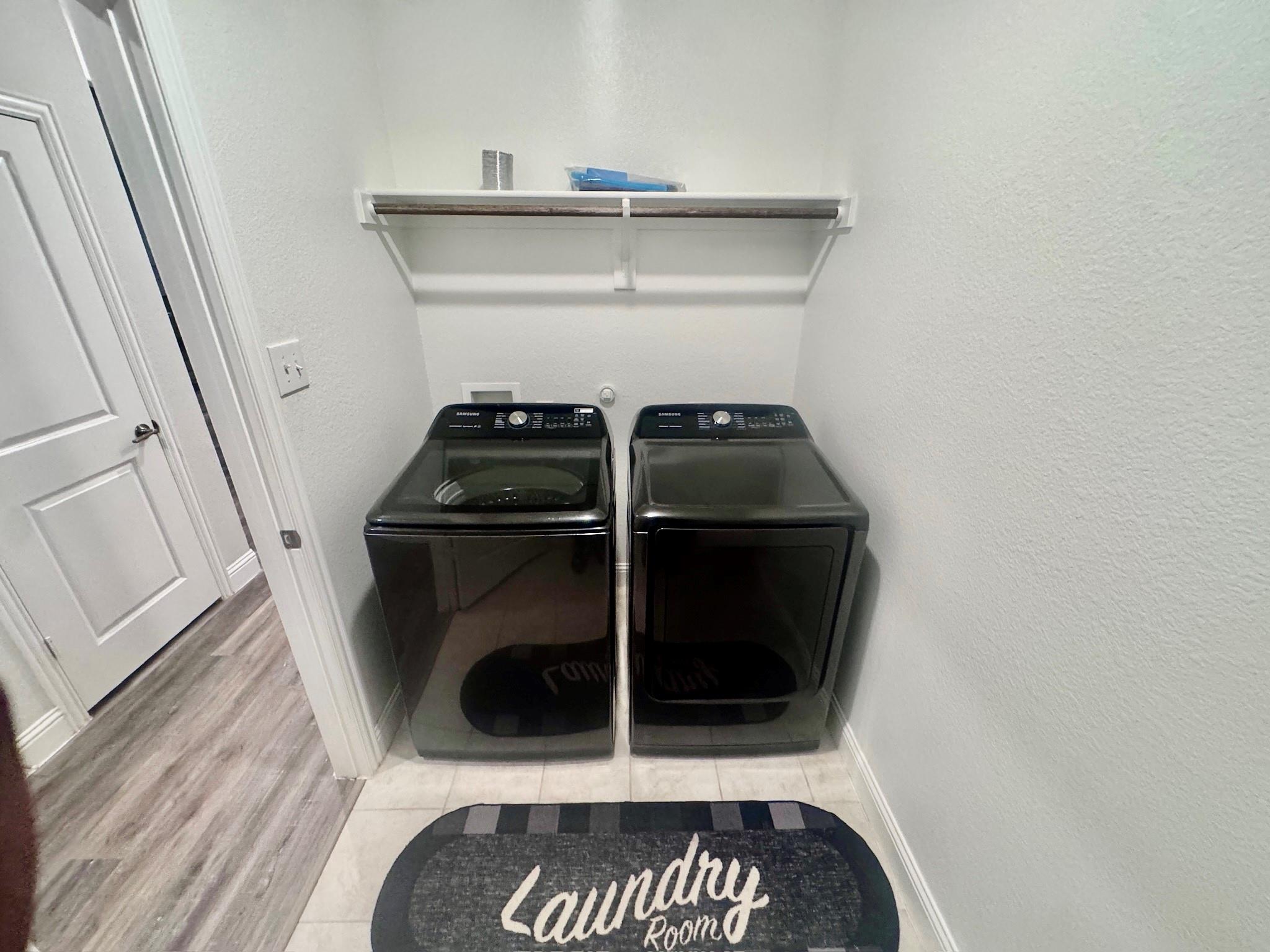 808 Lemmon Ln, Forney, TX 75126