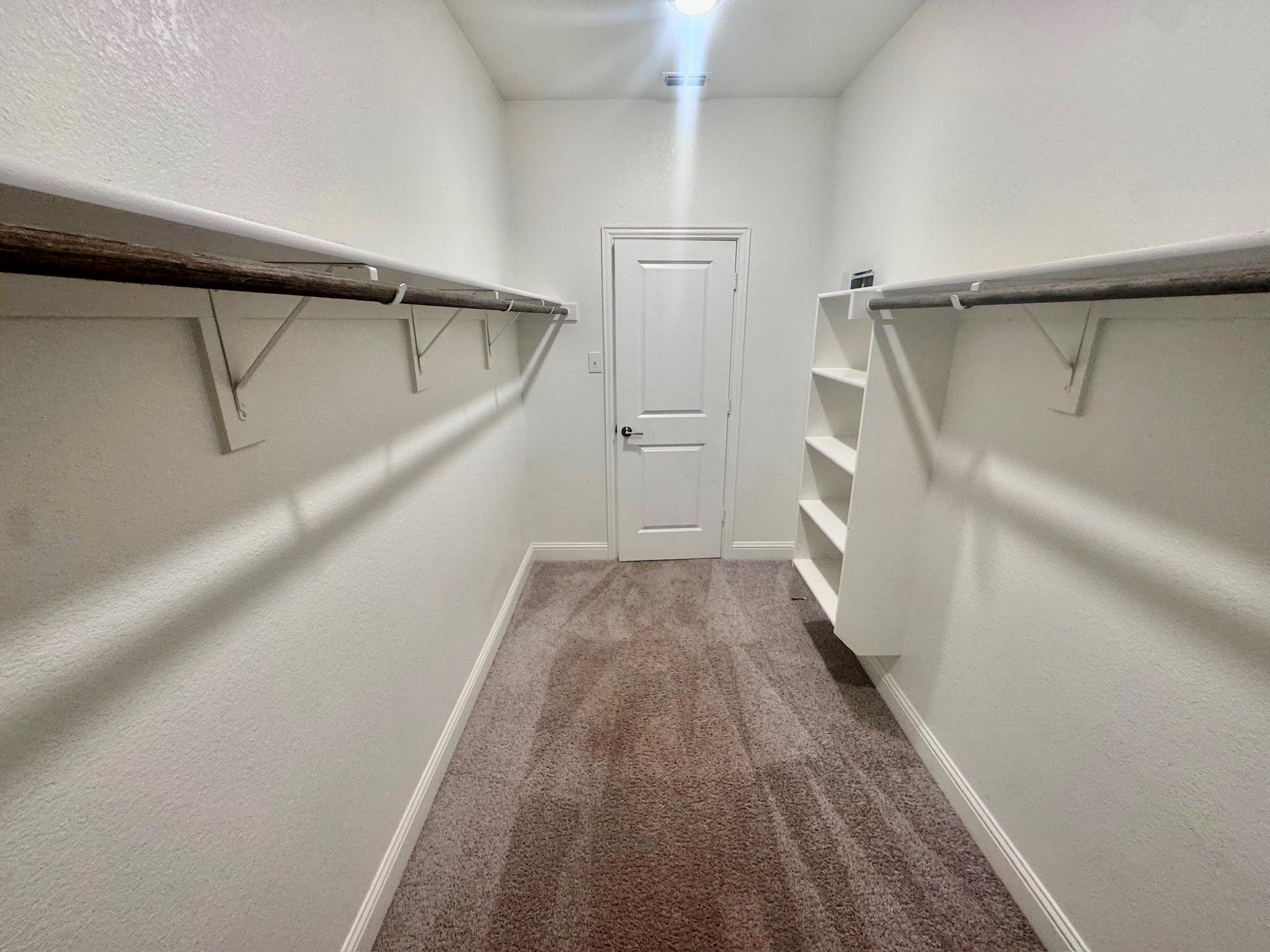 808 Lemmon Ln, Forney, TX 75126