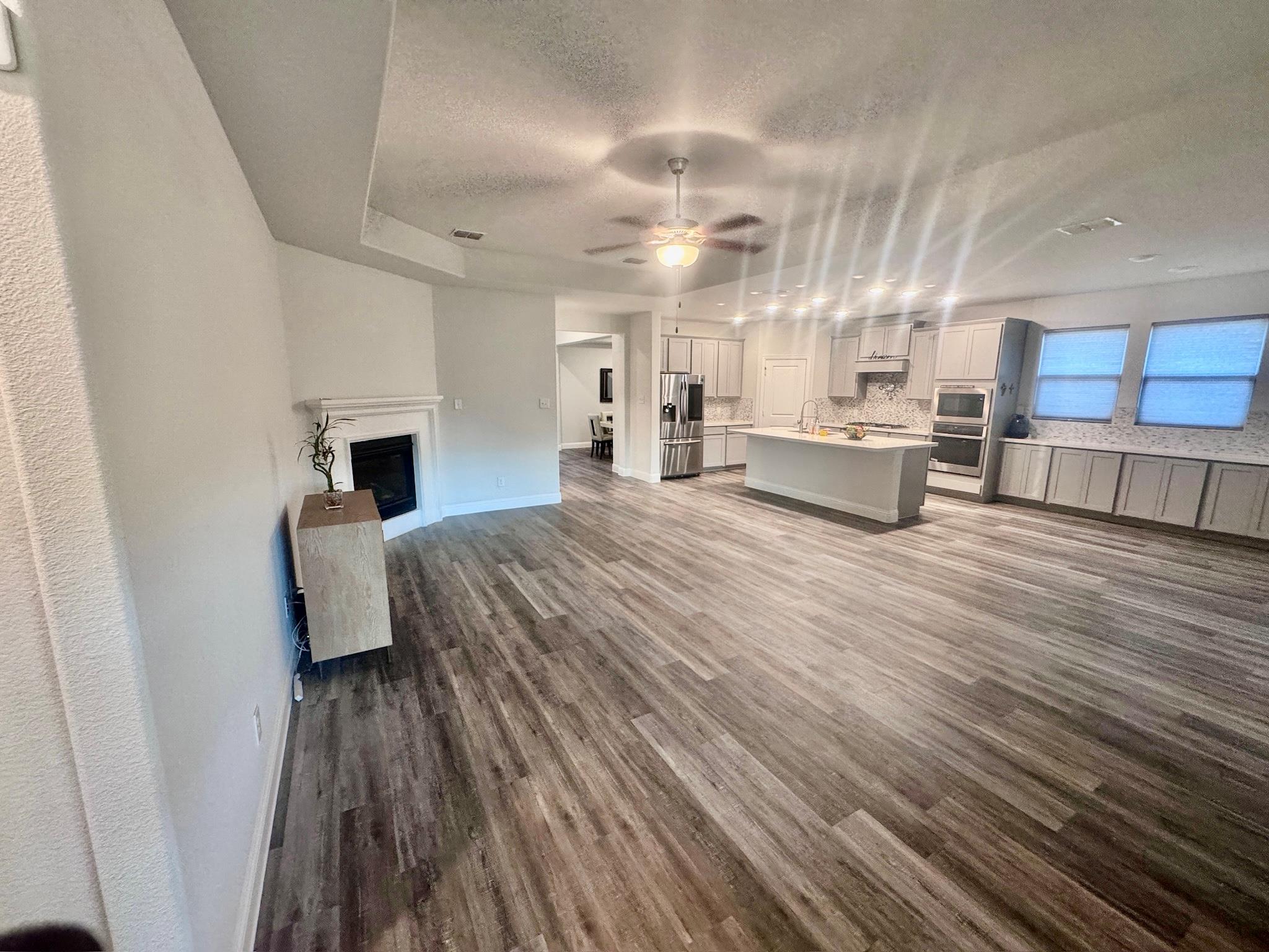 808 Lemmon Ln, Forney, TX 75126