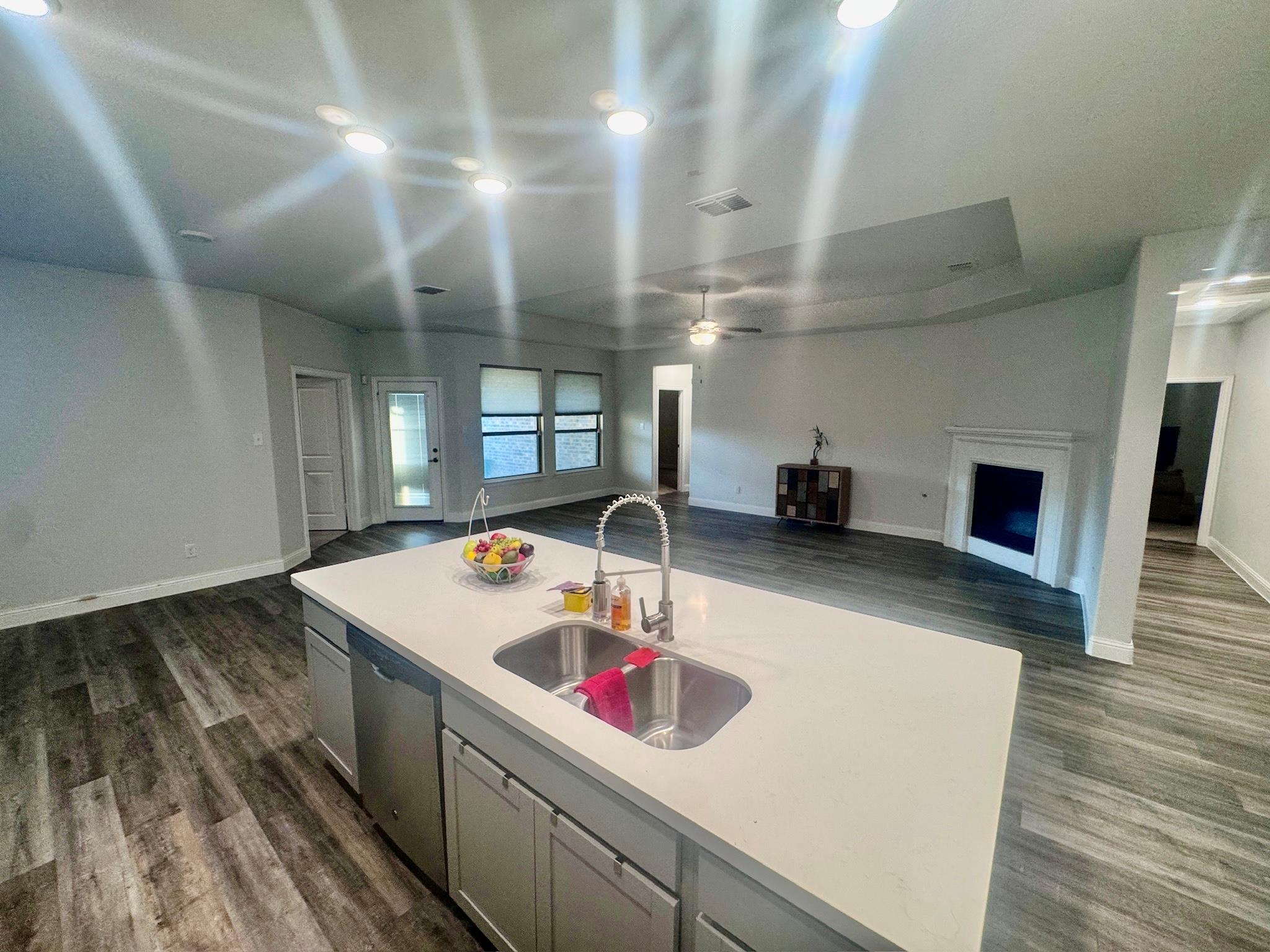 808 Lemmon Ln, Forney, TX 75126