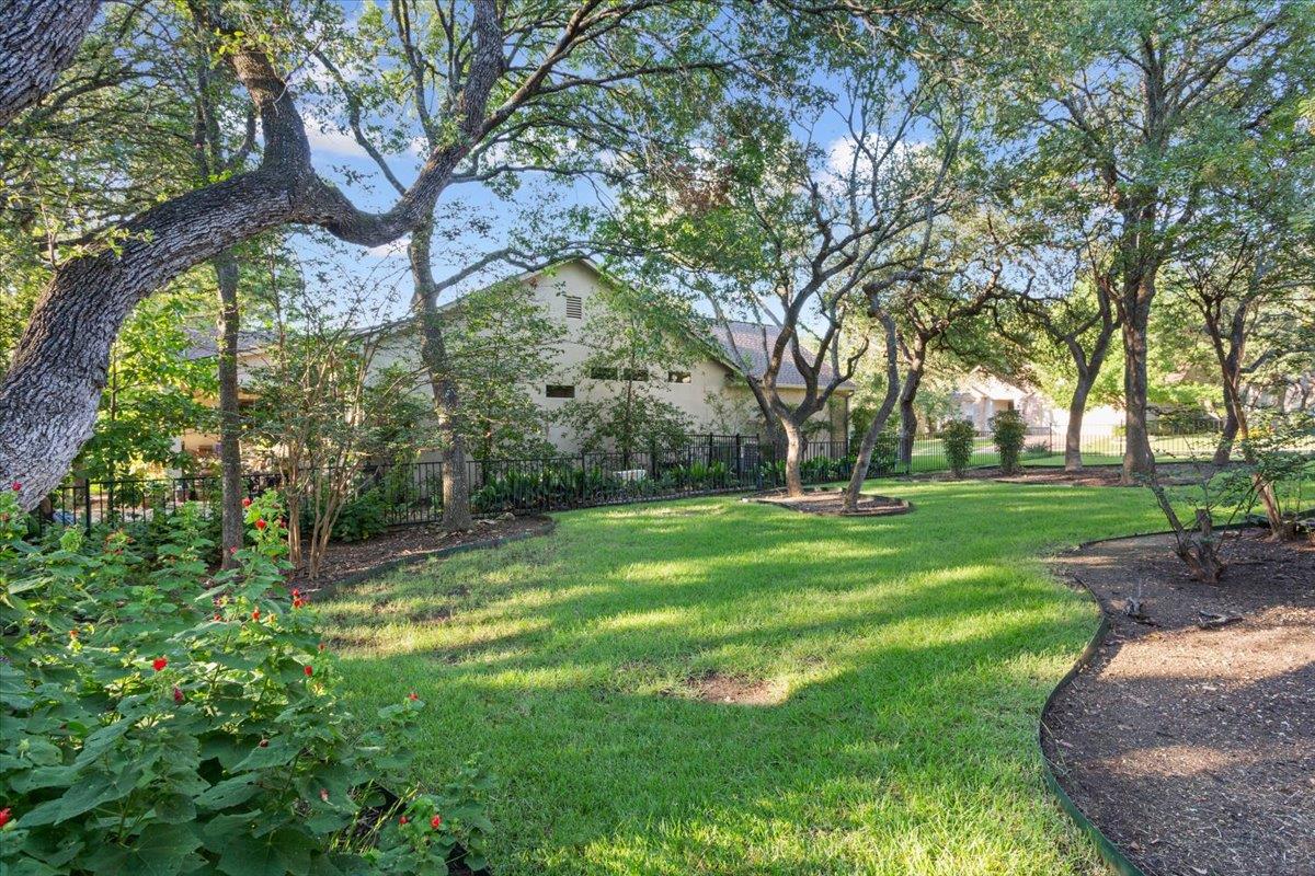 166 Dan Moody Trl, Georgetown, TX 78633